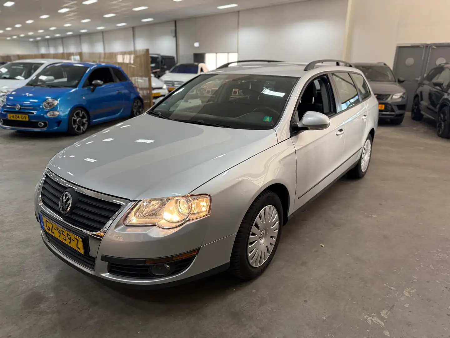 Volkswagen Passat Variant 1.4 TSI Trendline / NETTE AUTO / RIJDT SCHAKELT GO Grijs - 2