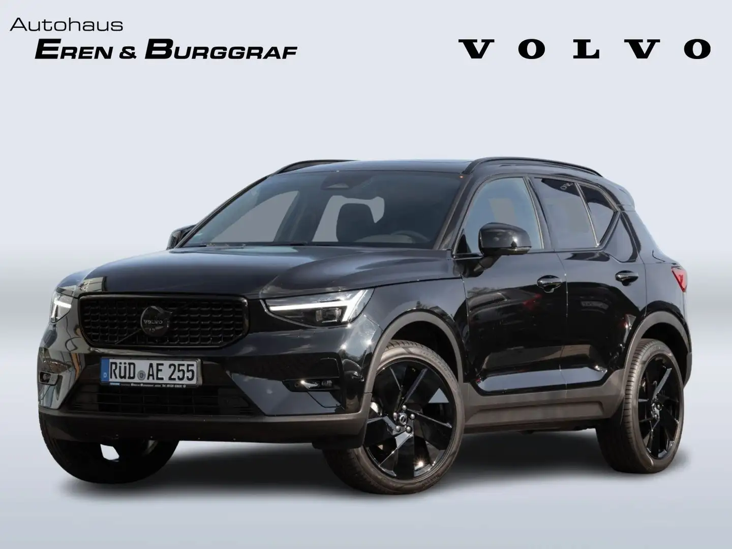 Volvo XC40 Plus Black Edition 2WD Schwarz - 1