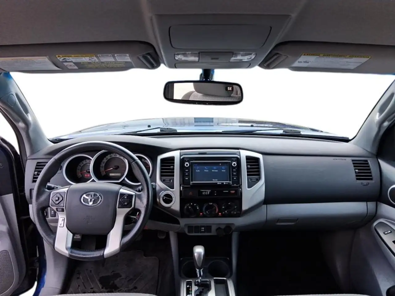 Toyota Tacoma снимка Toyota Tacoma
