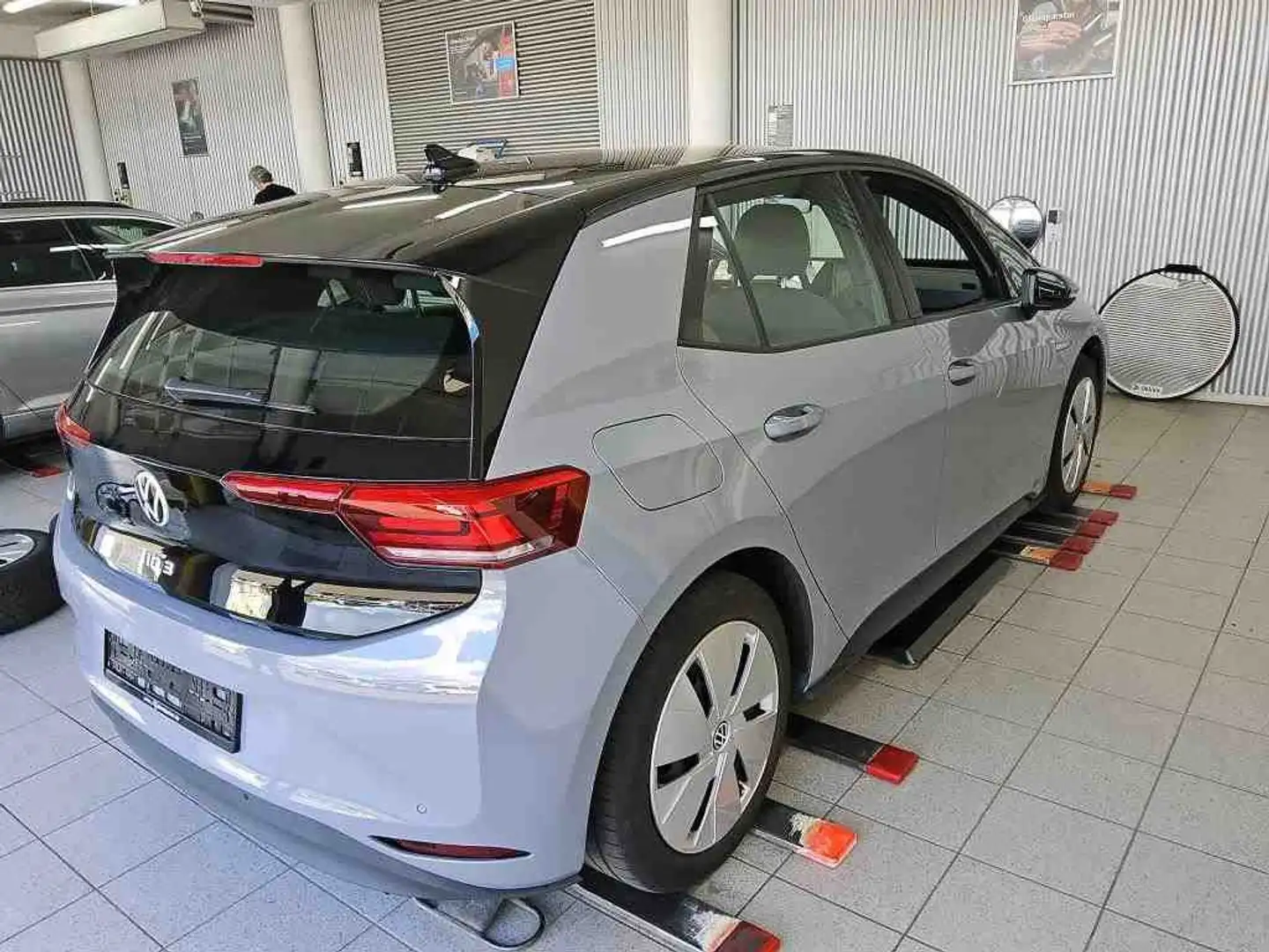 Volkswagen ID.3 Pure Performance City1,99% StandHZG Navi Digitales Gris - 2
