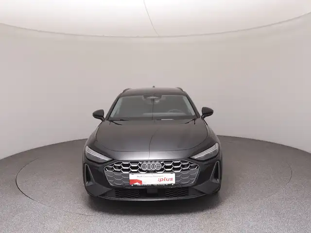 Audi A5 view 3