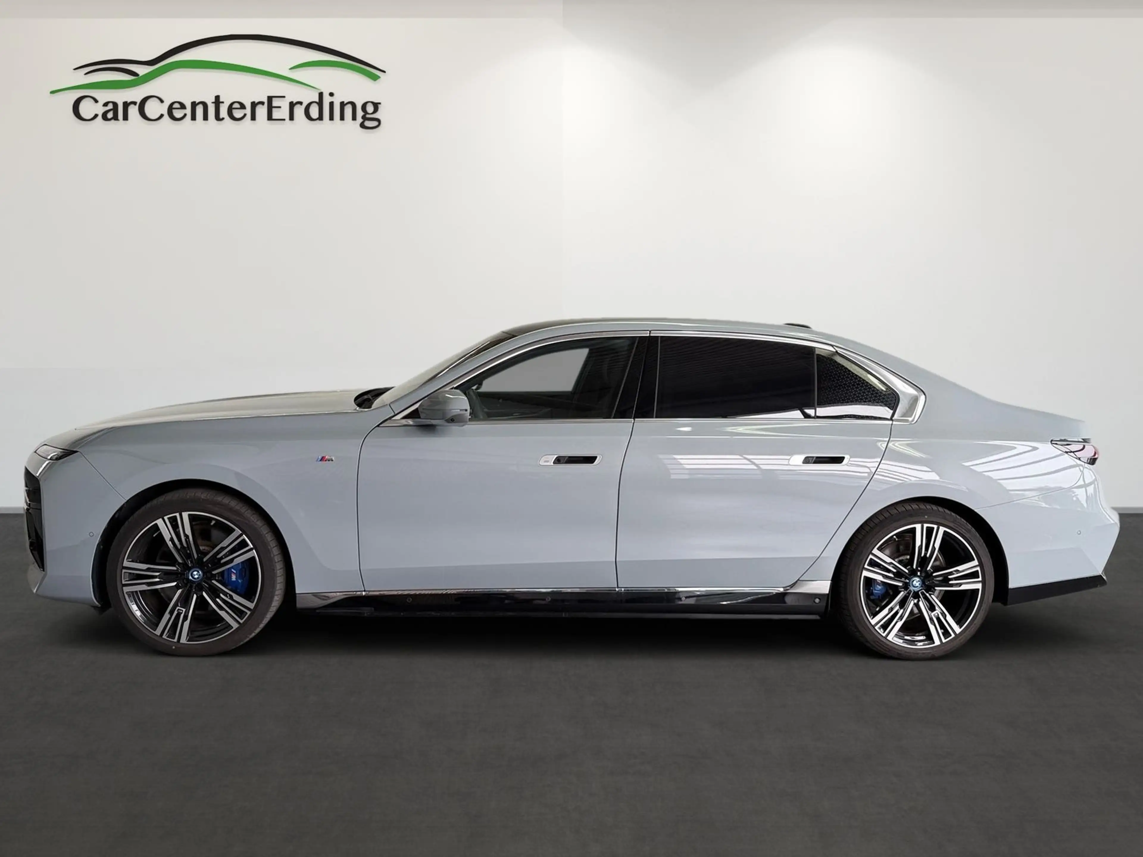 BMW i7 xDrive60*M Sport*Kristall*PanoSkyL*B&W*FOND-TV — photo 6