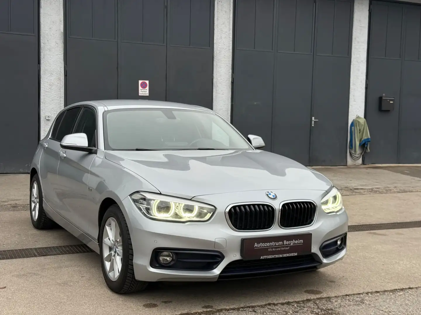 BMW 116 1er - 116d Sport Line Argent - 2