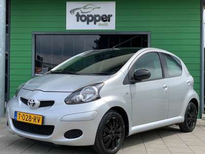 Toyota Aygo 1.0-12V Aspiration Red | Airco | Elektrische Ramen