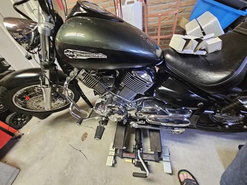 Yamaha XVS 1100 - foto 4