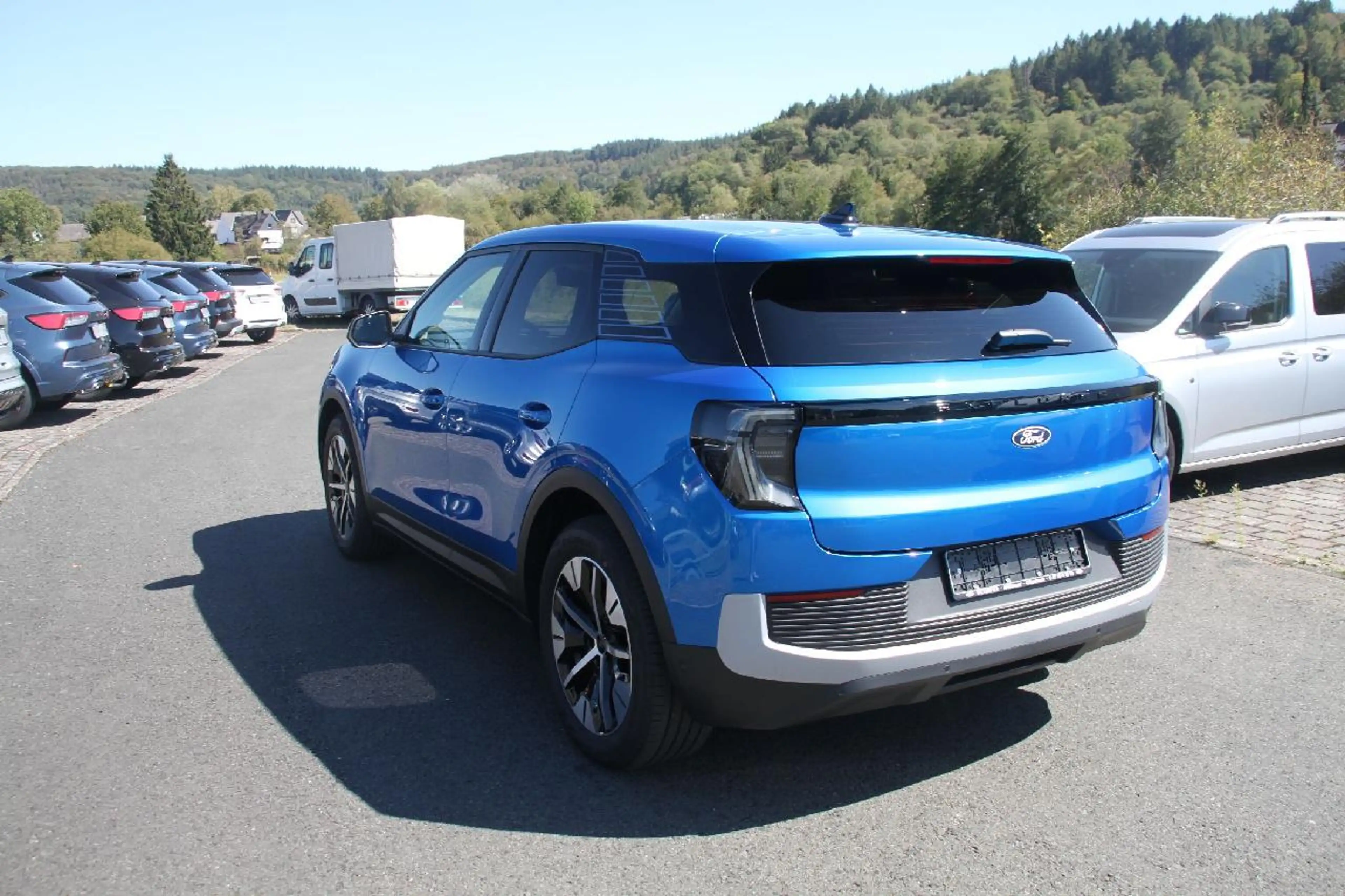 Ford Explorer RWD+WÄRMEPUMPE+NAVI+KLIMA+RFK+SHZ+LED+ — photo 4