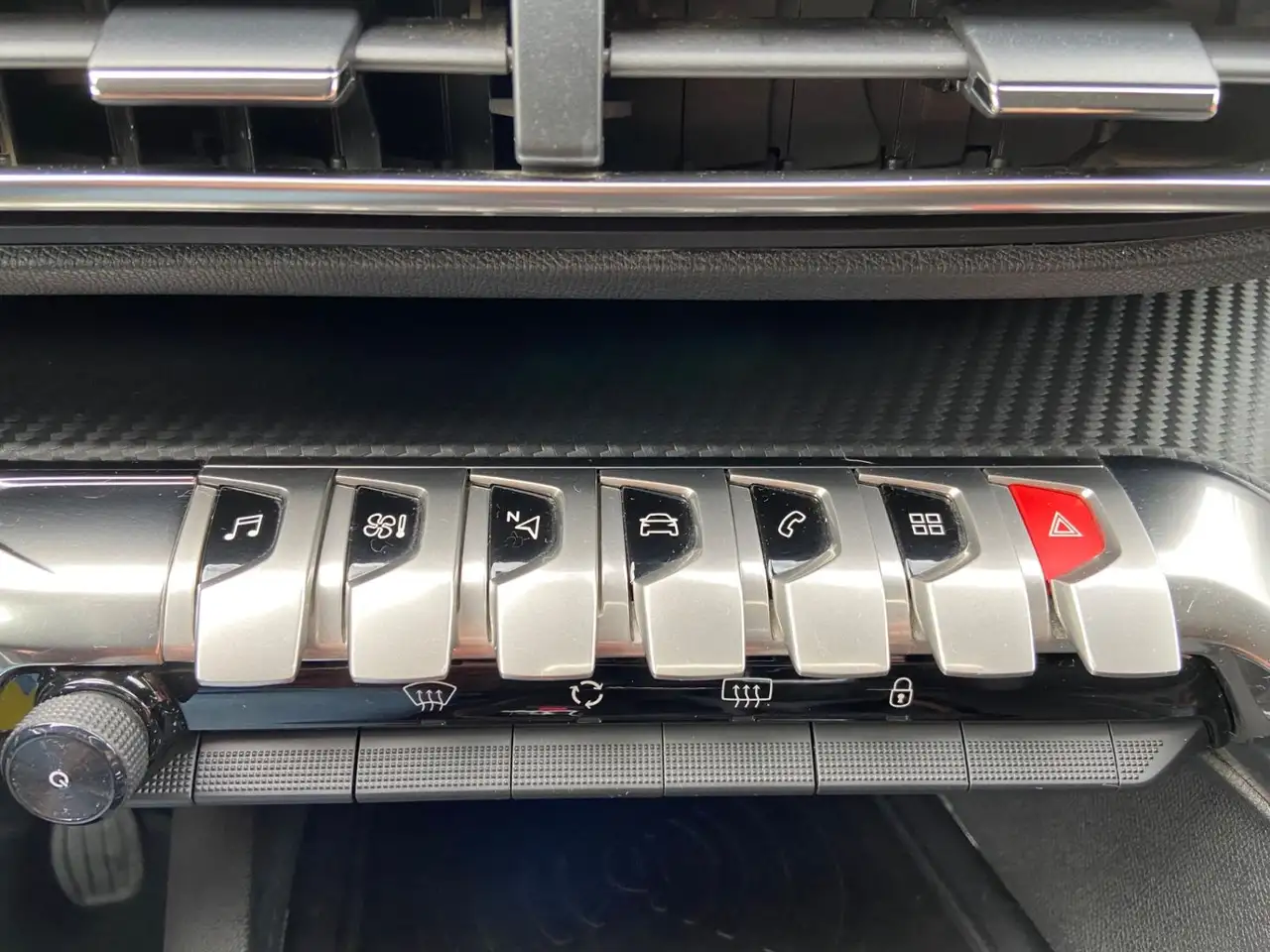 Peugeot 3008 3008 — photo 26