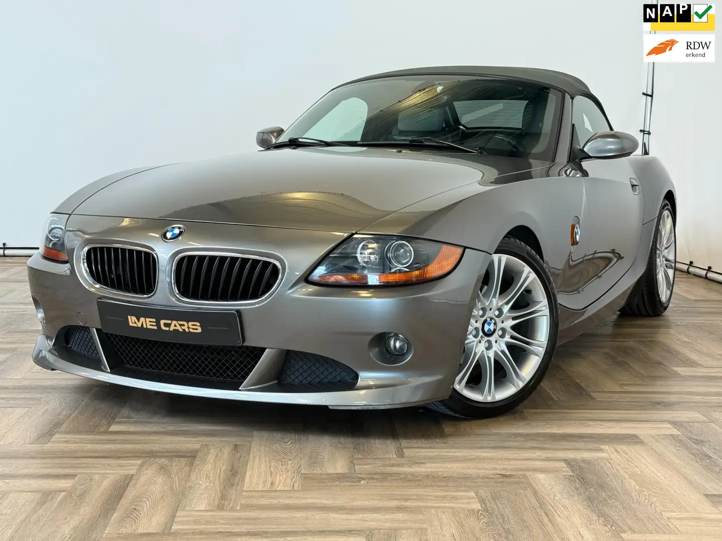 BMW Z4 Roadster 2.5i , DEALER ONDERHOUDEN , INRUIL MOGELI Grijs - 1