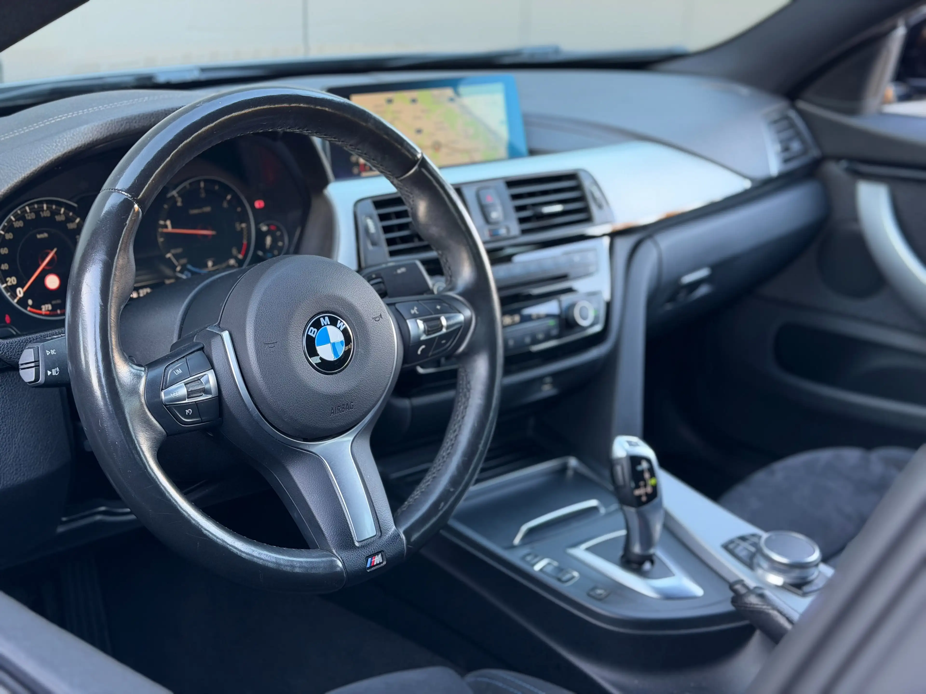 BMW 418 dA Grancoupé 150cv - Pack M - Navi Pro - Camera — photo 14