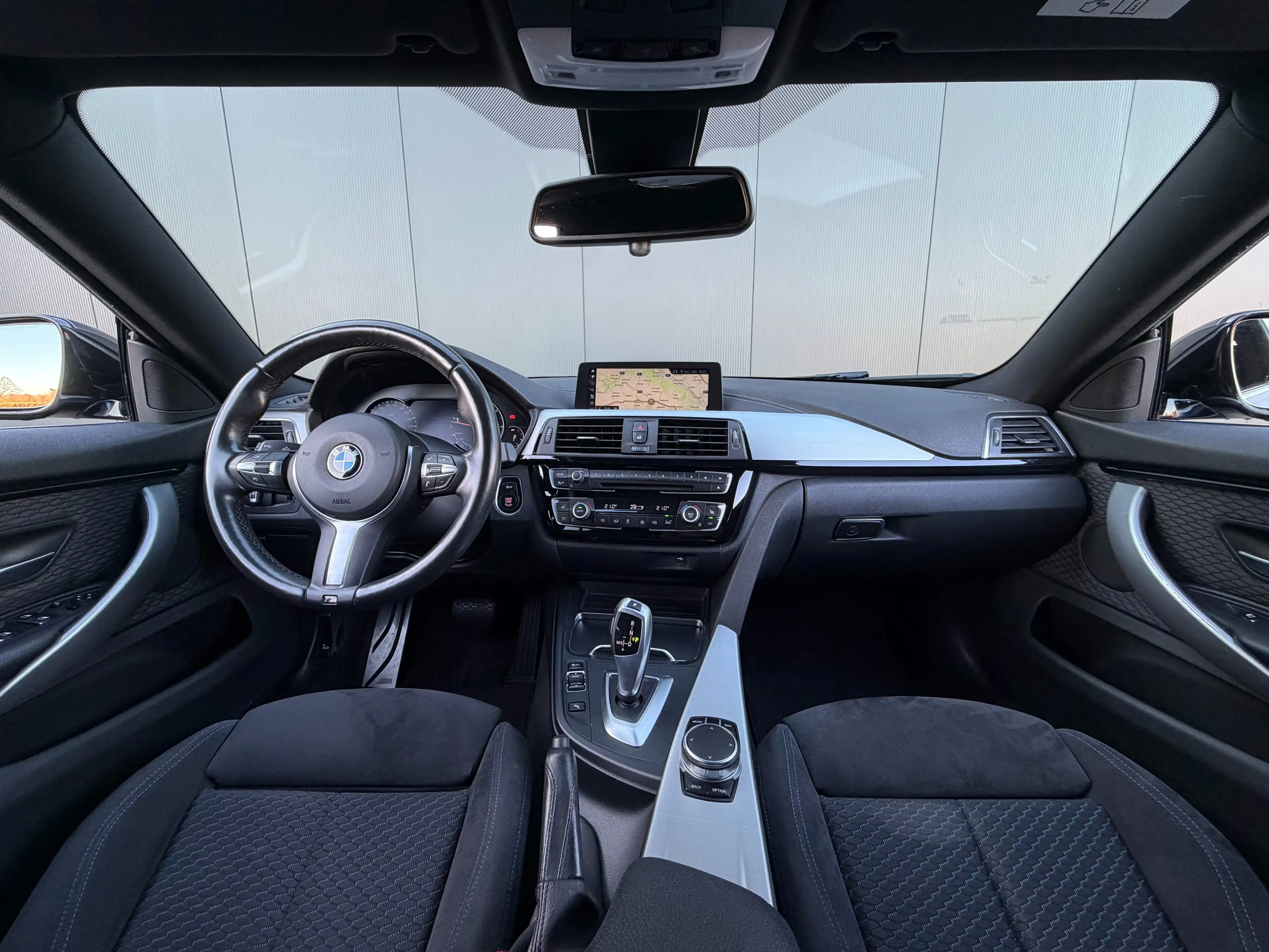 BMW 418 dA Grancoupé 150cv - Pack M - Navi Pro - Camera — photo 15