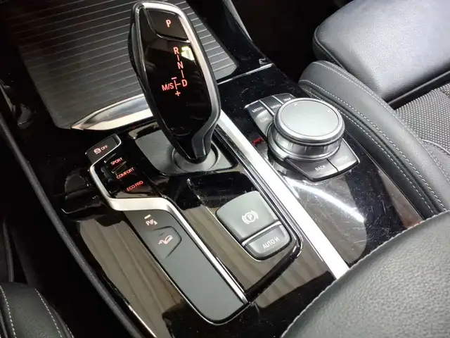 BMW X3 view 14