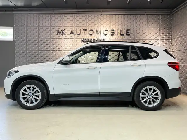 BMW X1 view 4