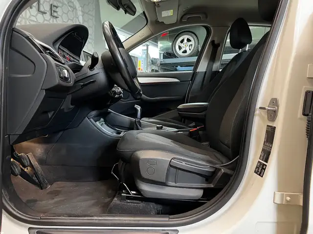 BMW X1 view 12