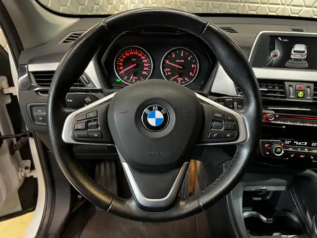 BMW X1 view 14