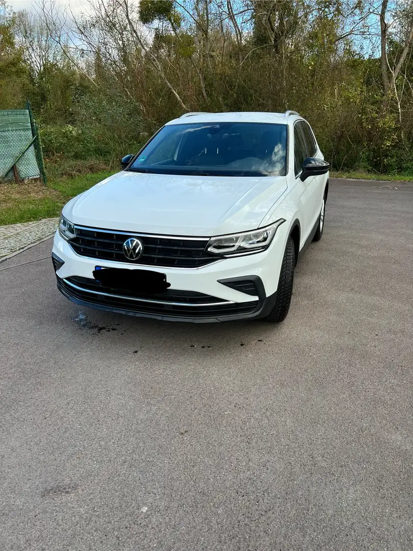 Volkswagen Tiguan 1.5 TSI OPF Move Weiß - 1