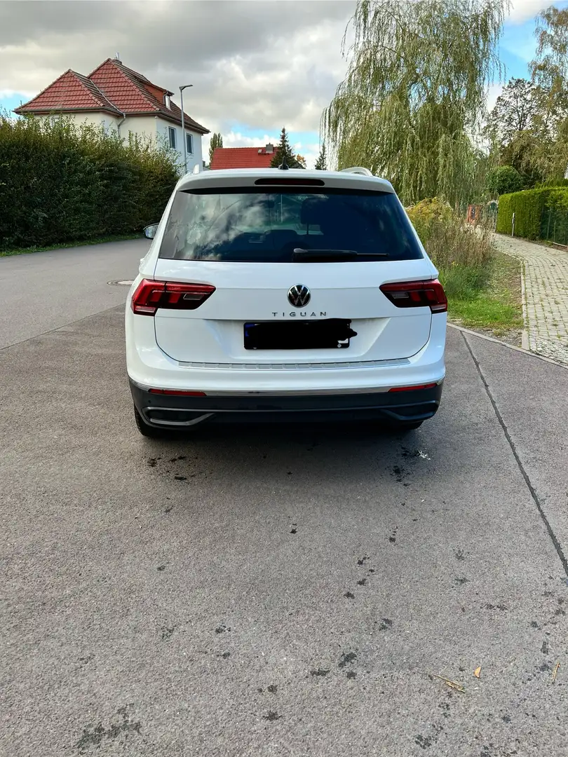 Volkswagen Tiguan 1.5 TSI OPF Move Weiß - 2