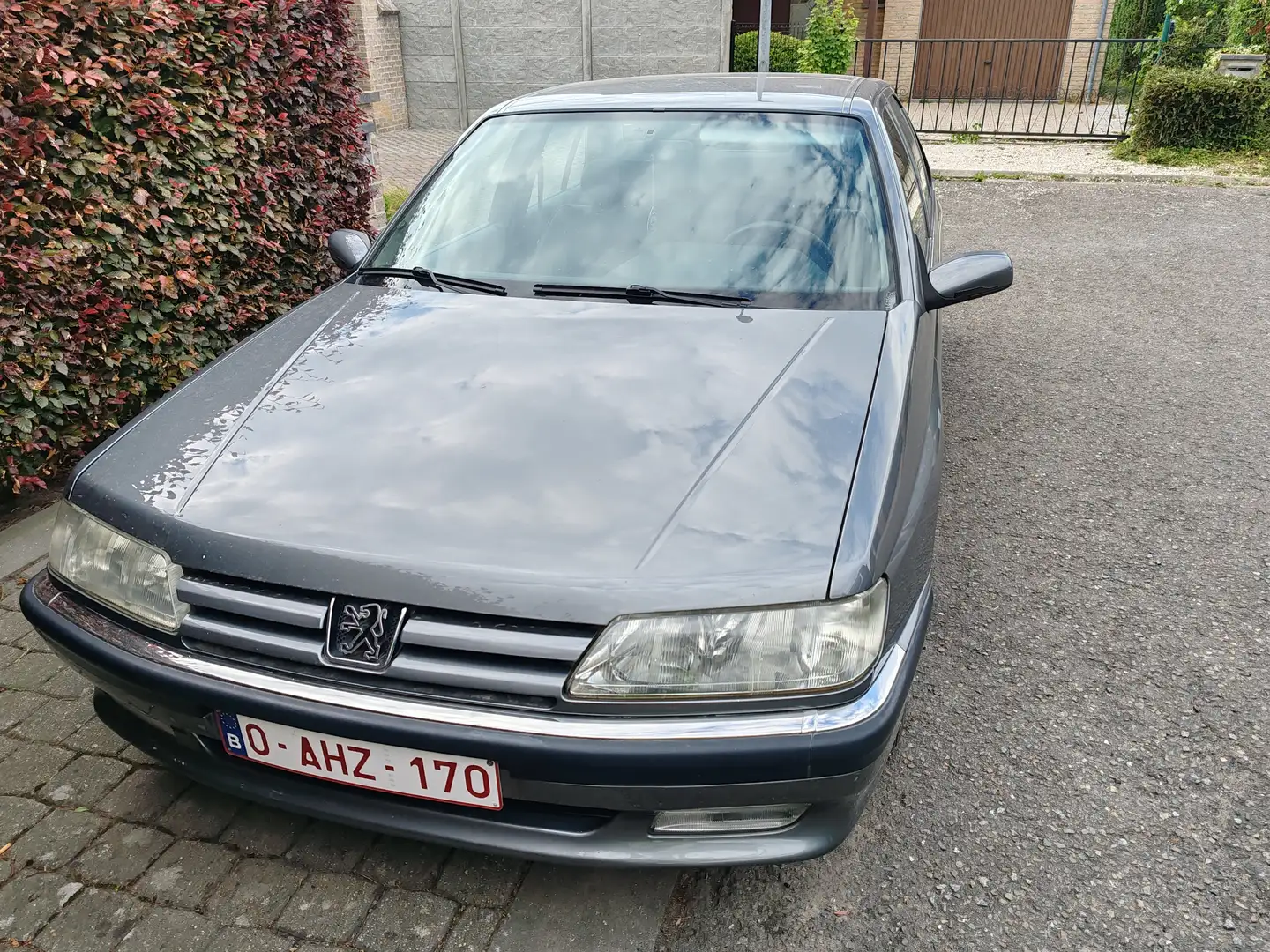 Peugeot 605 2.0 sli Gris - 1