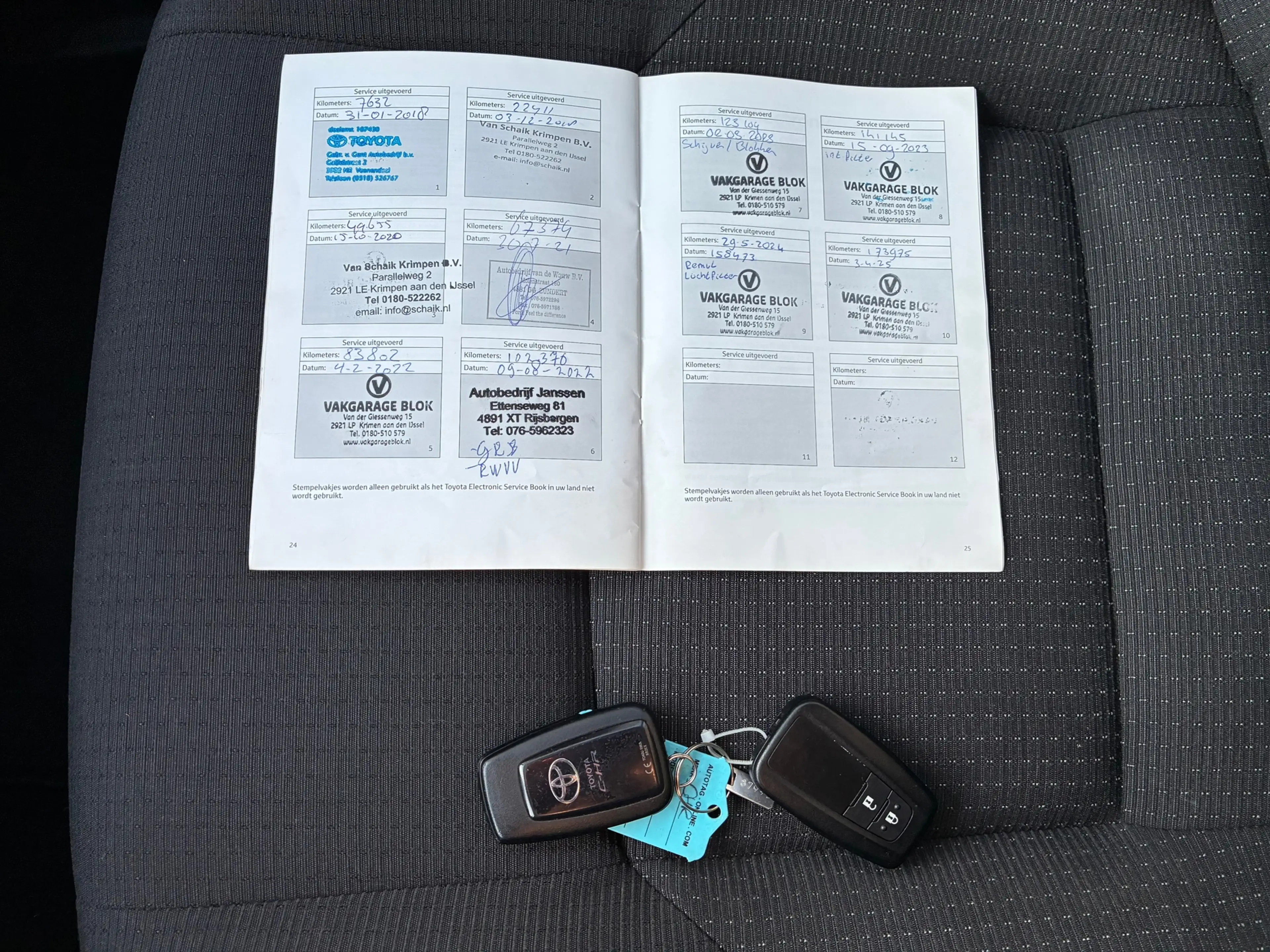 Toyota C-HR 1.2 Dynamic | Navi + Camera + Clima + Cruise Nu €1 — photo 21