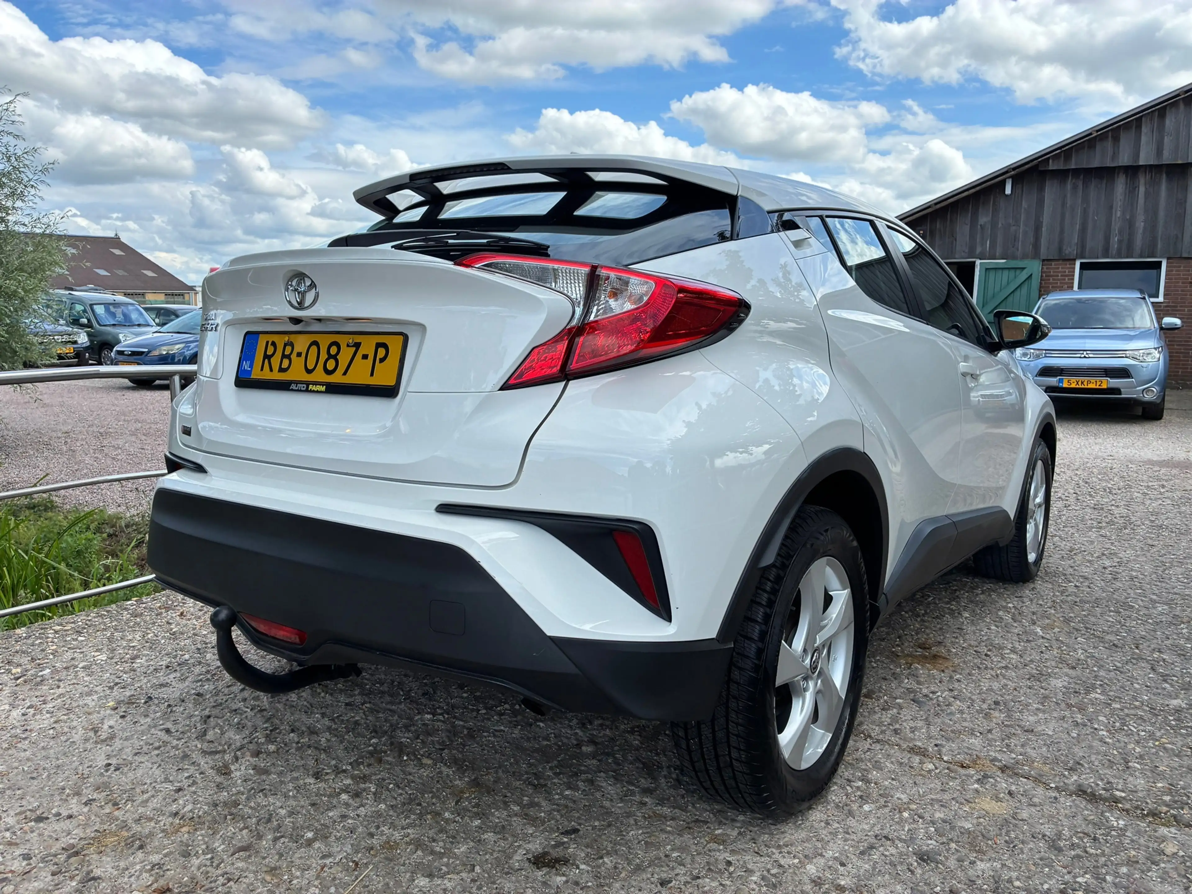Toyota C-HR 1.2 Dynamic | Navi + Camera + Clima + Cruise Nu €1 — photo 5