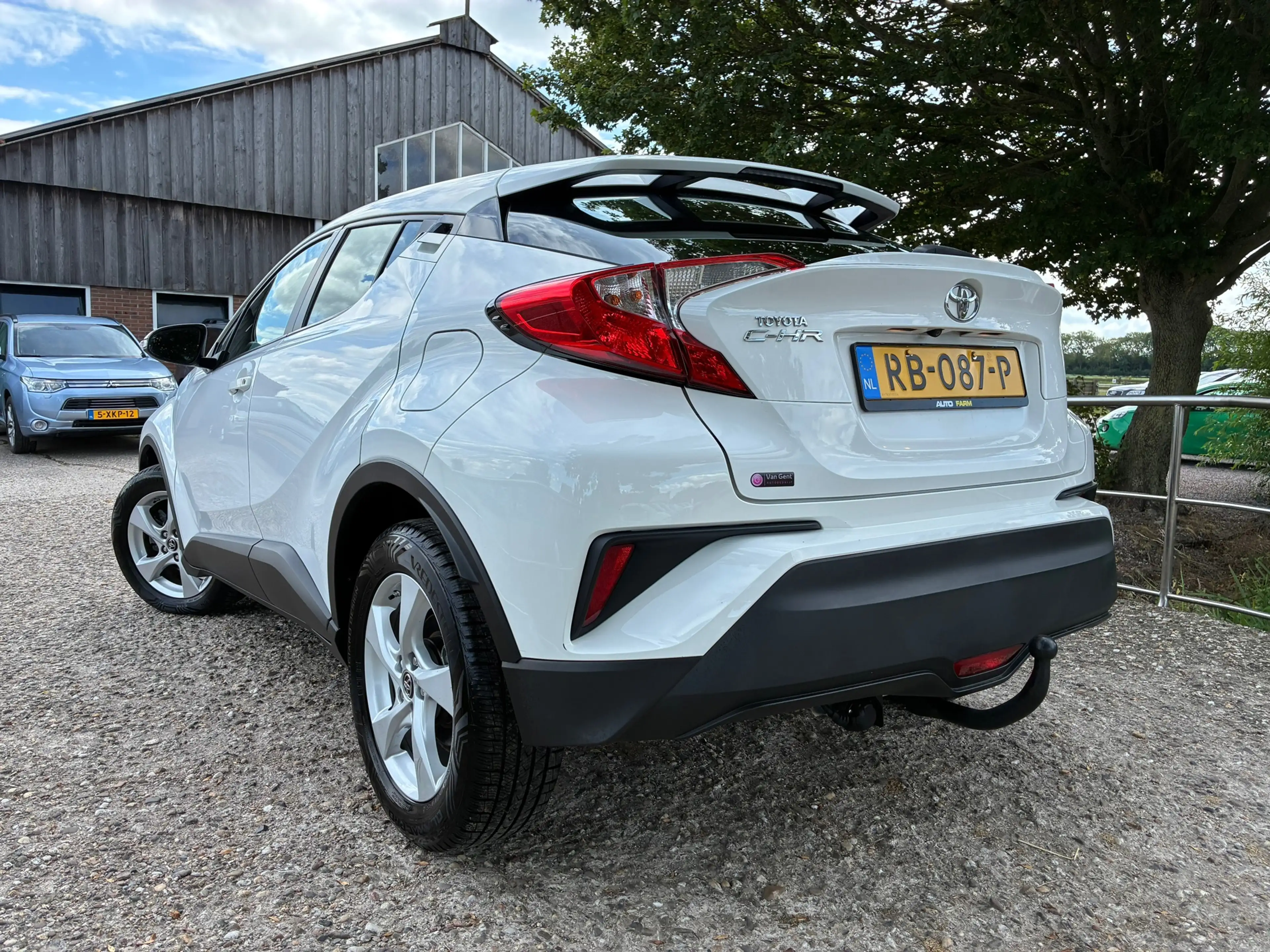 Toyota C-HR 1.2 Dynamic | Navi + Camera + Clima + Cruise Nu €1 — photo 2