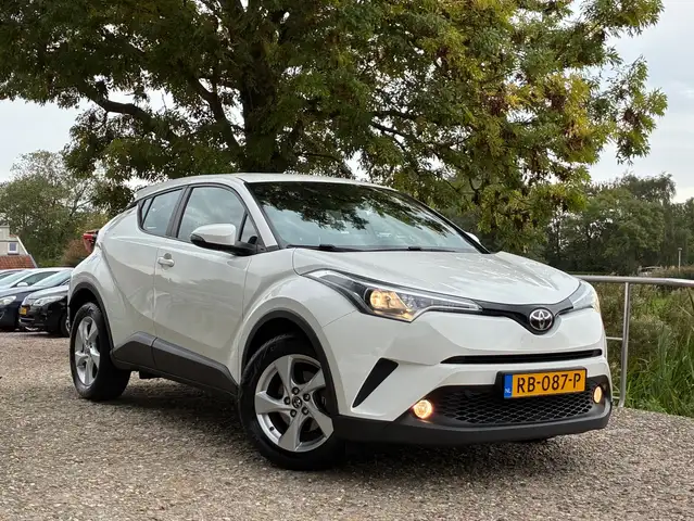 Toyota C-HR 1.2 Dynamic | Navi + Camera + Clima + Cruise Nu €1