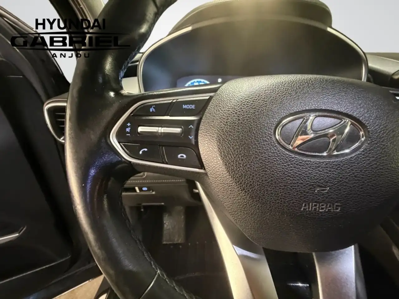 Hyundai SANTA FE снимка Hyundai SANTA FE