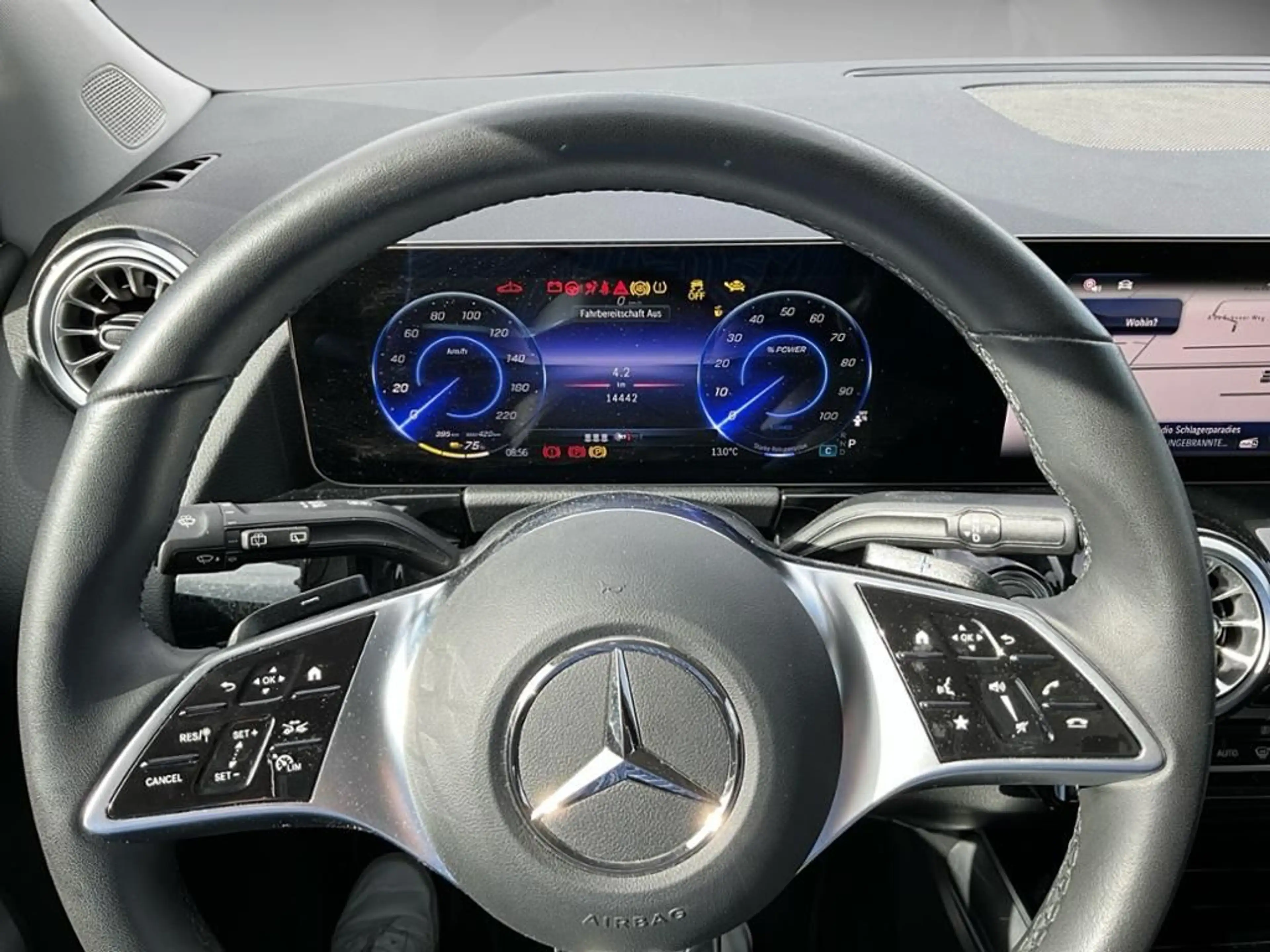 Mercedes-Benz EQA 250+ Progressive Advanced AUT Kam. KlimaA LM — photo 12