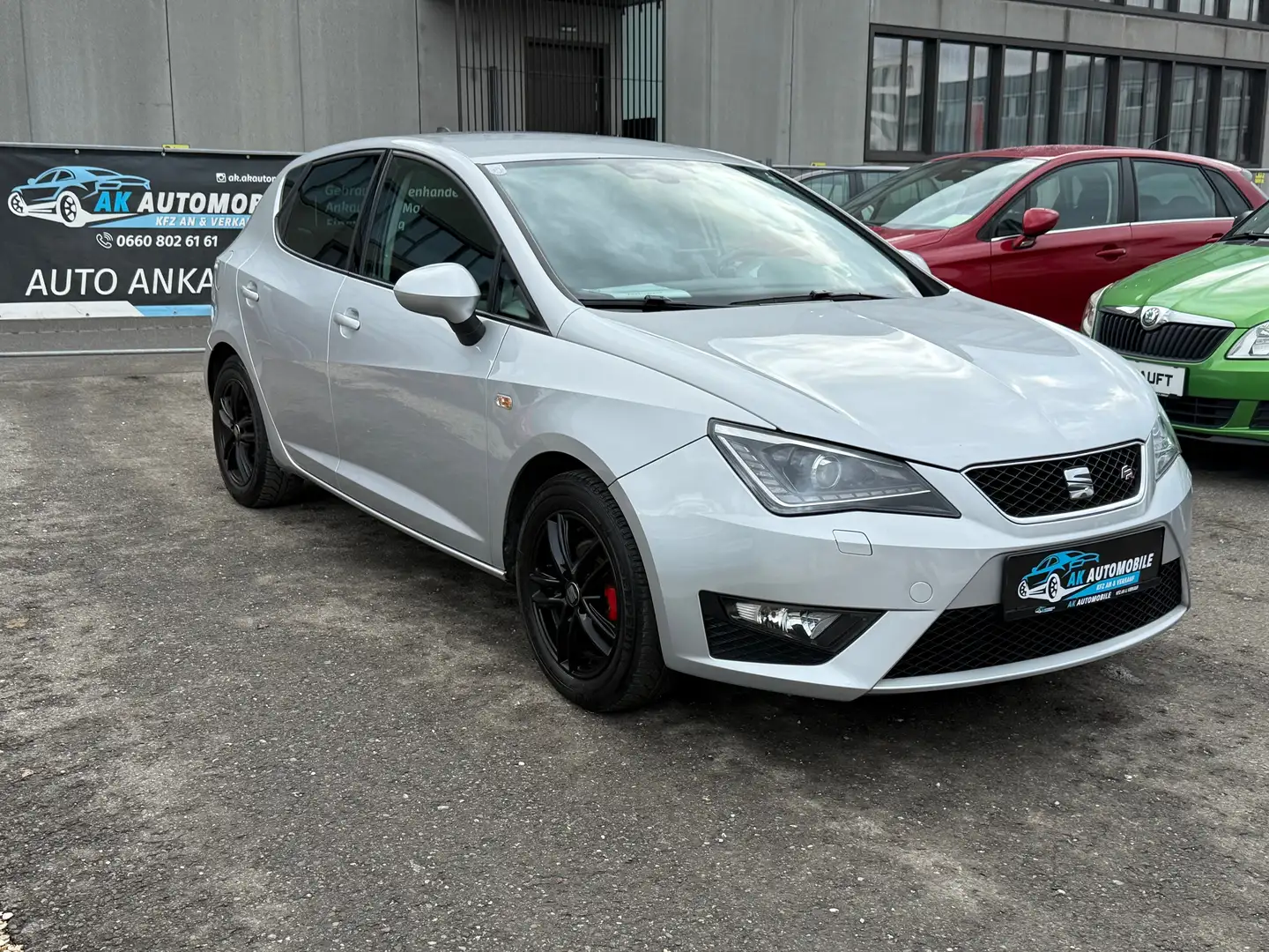 SEAT Ibiza Ibiza 1.2 FR Grau - 2