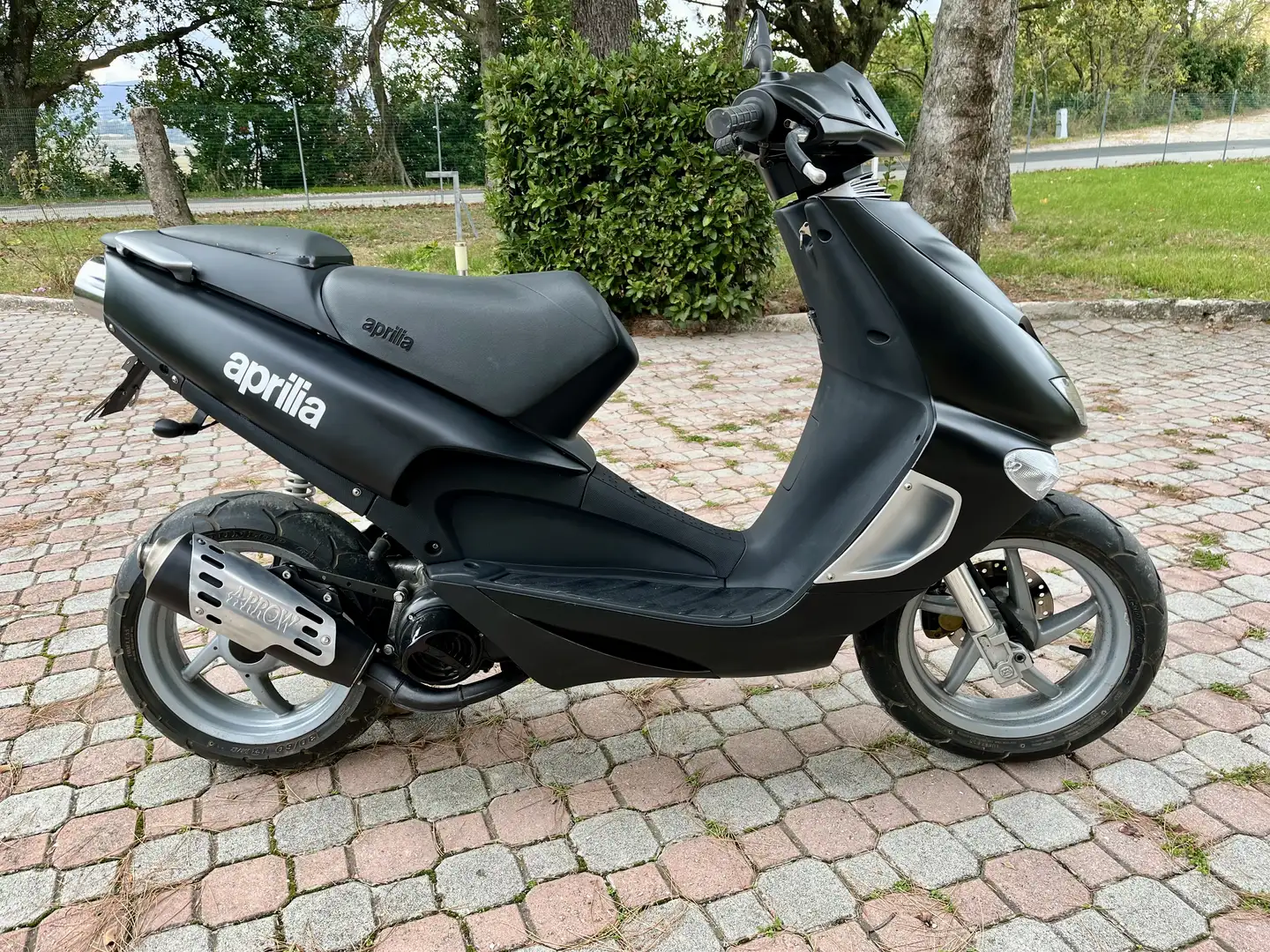 Aprilia SR 50 www - 2