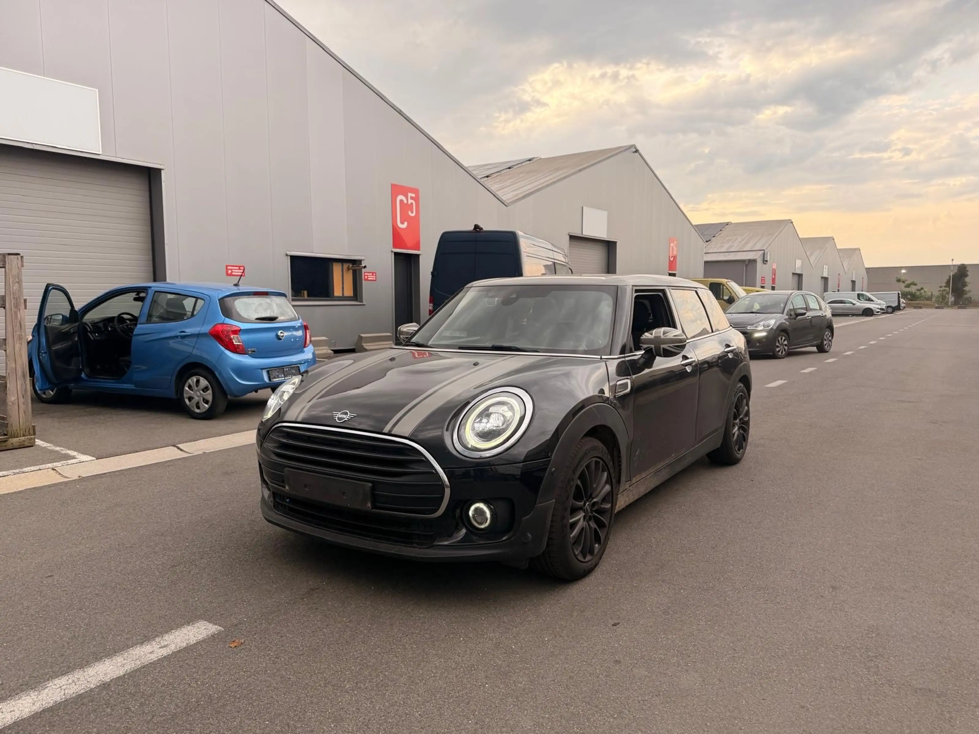 MINI Cooper D Clubman Mini Clubman 2.0 D Cooper**EXPORT** 1 INJECTOR DEF