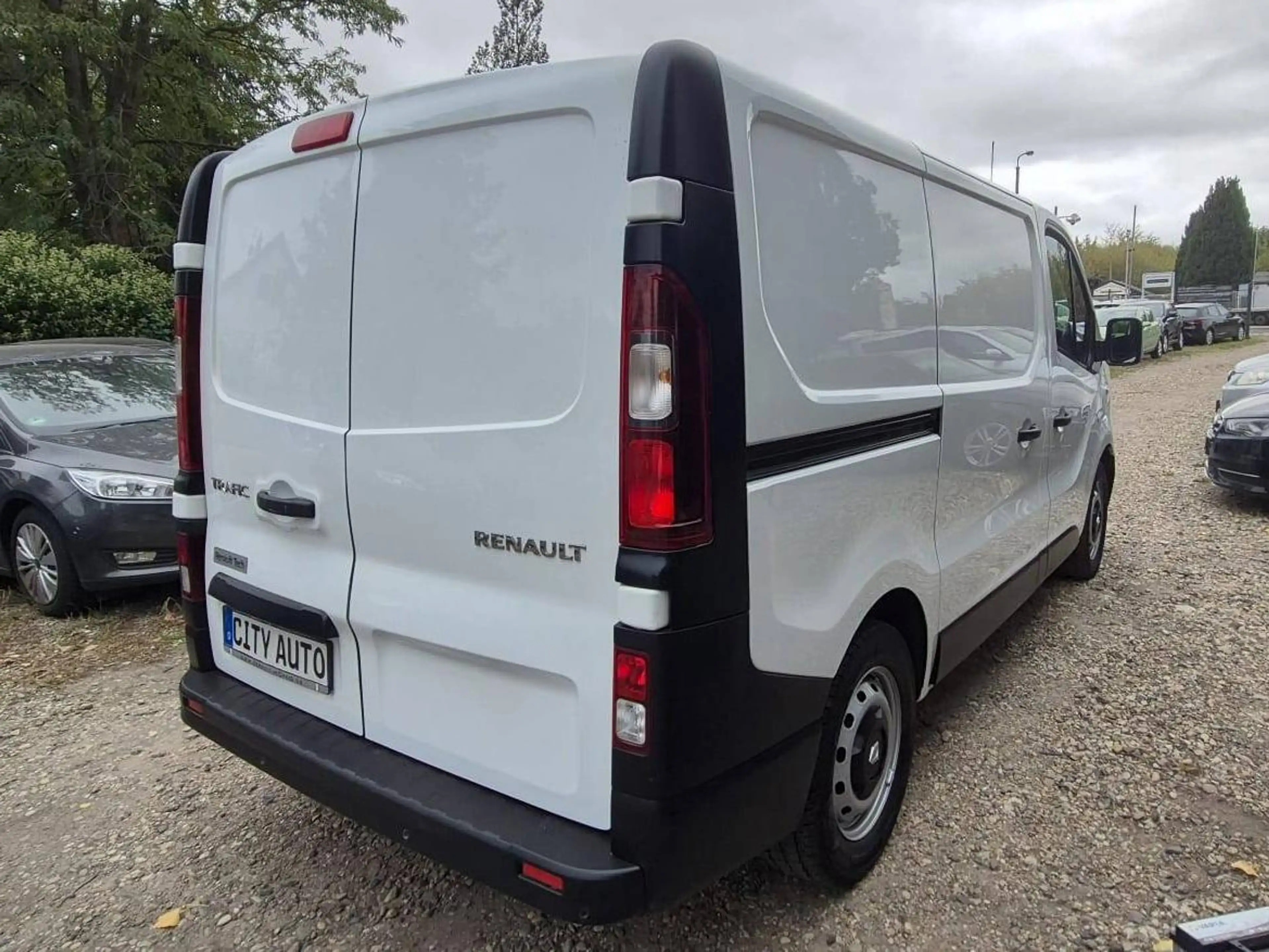 Renault Trafic L1H1 3,0t Komfort — photo 8