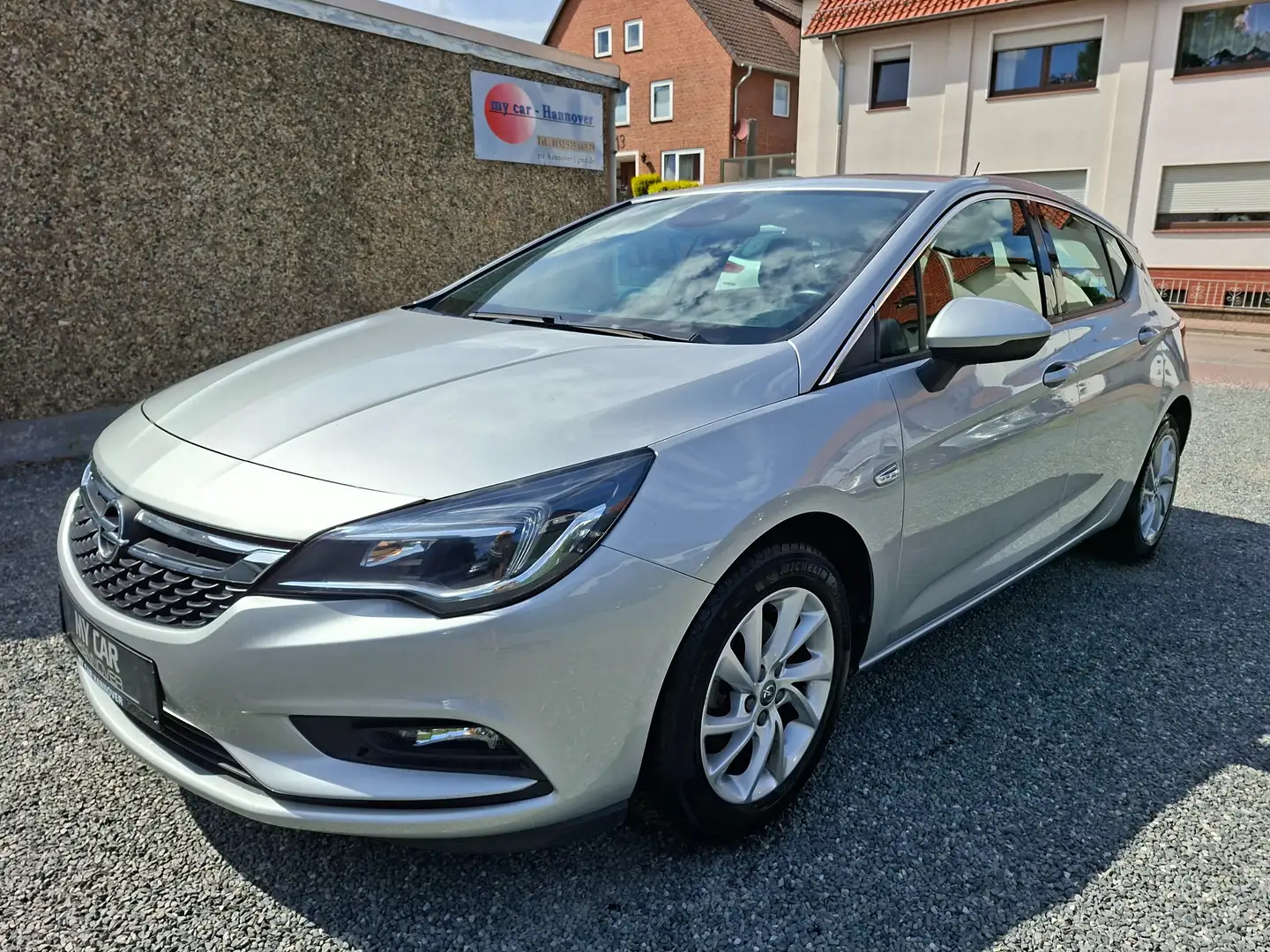Opel Astra K Innovation *AUTOMATIK* Grau - 2
