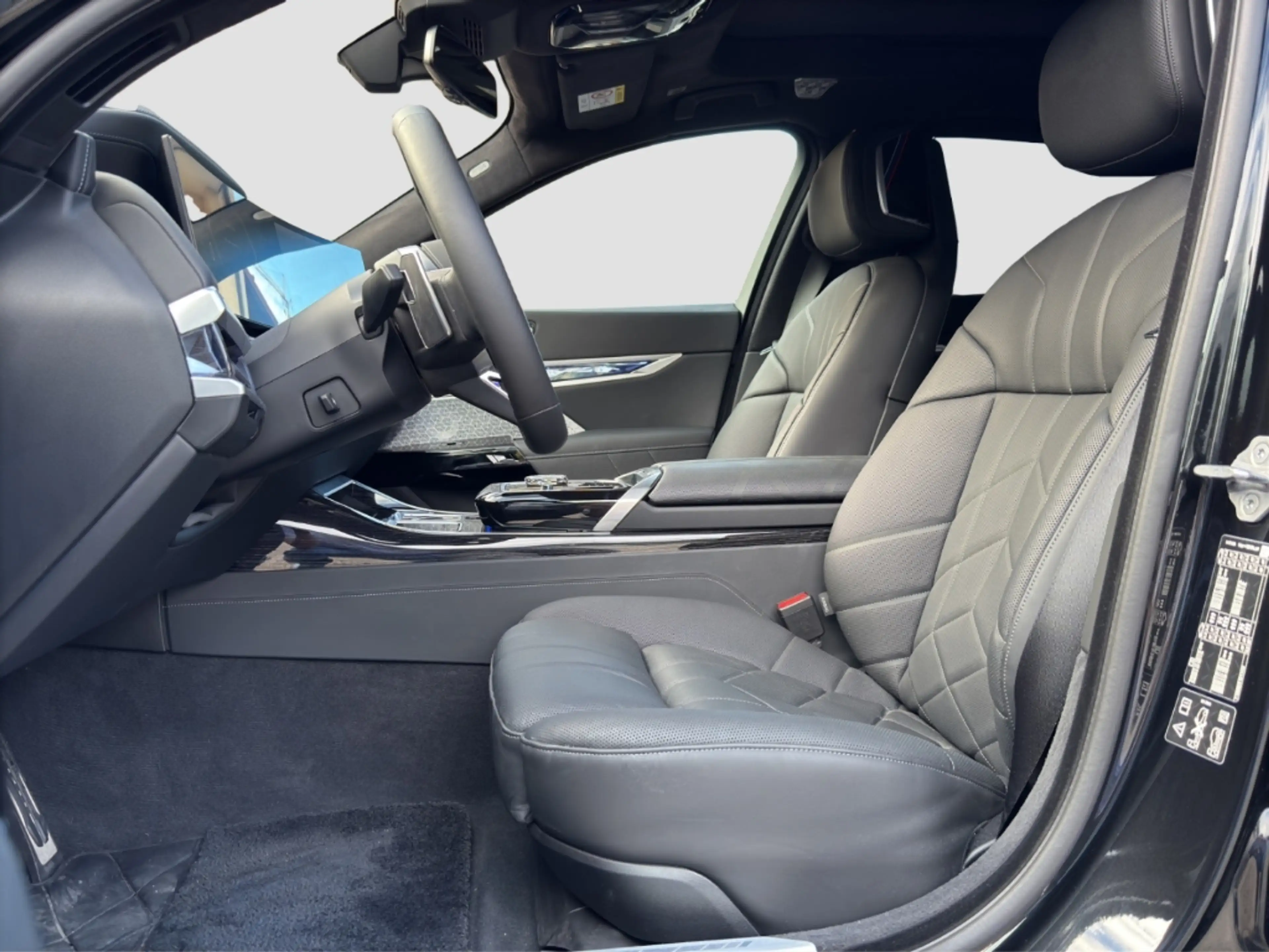 BMW 740 d xDrive M Sport Pro Monat 699 € NP 174t € — photo 12