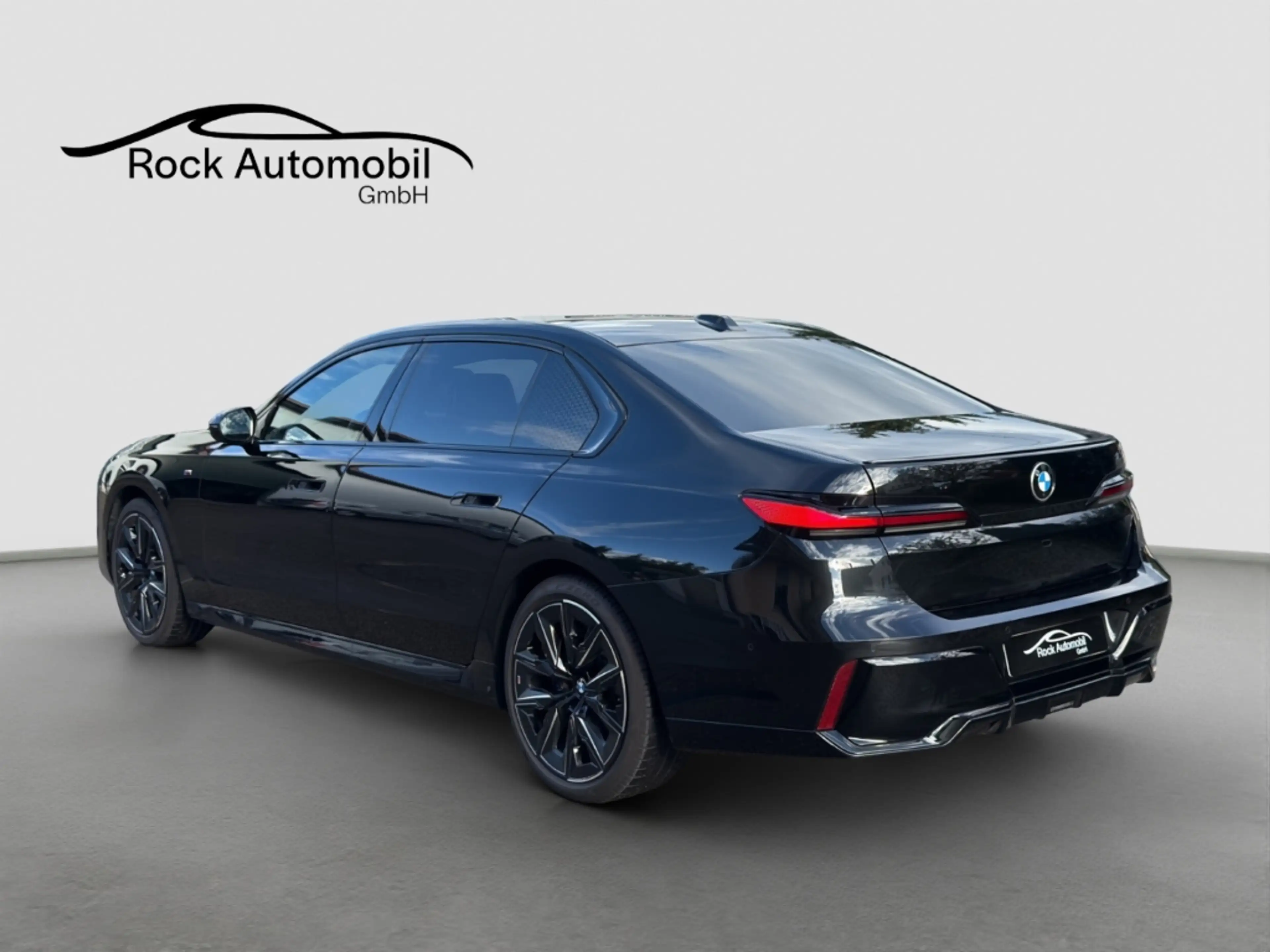 BMW 740 d xDrive M Sport Pro Monat 699 € NP 174t € — photo 4