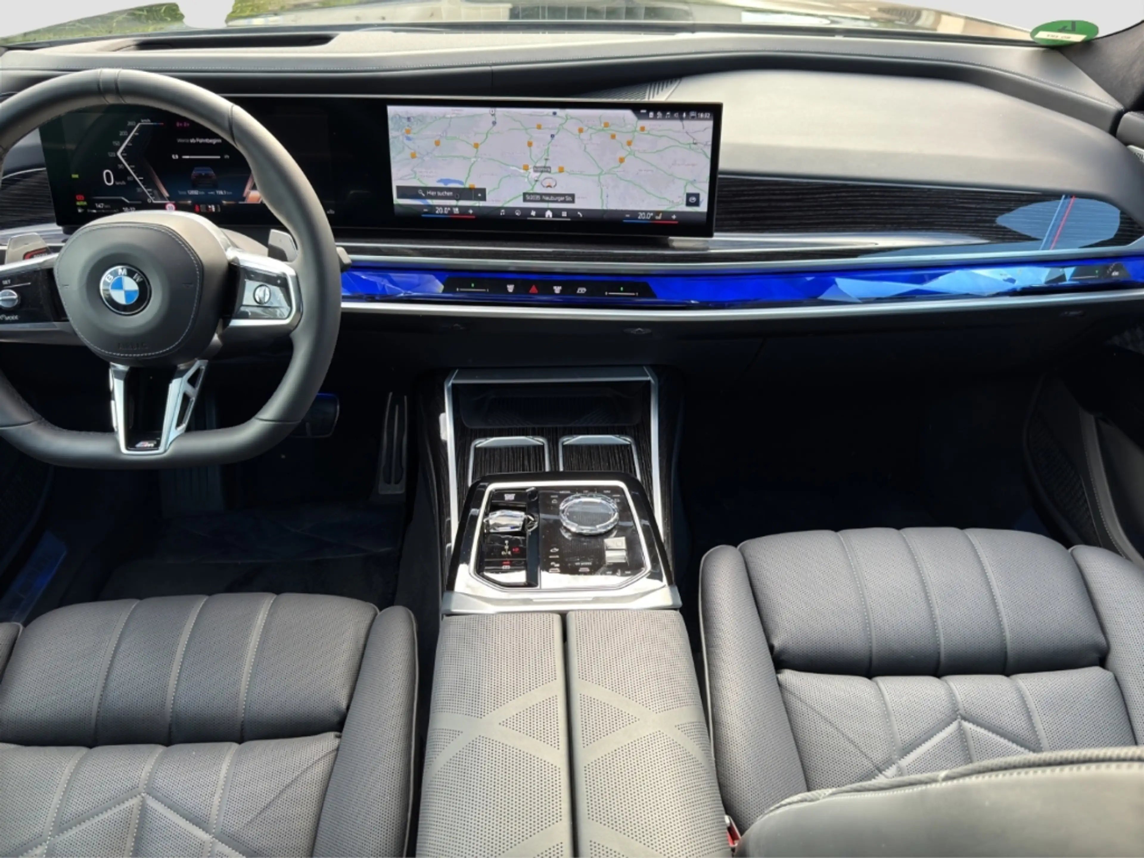 BMW 740 d xDrive M Sport Pro Monat 699 € NP 174t € — photo 15