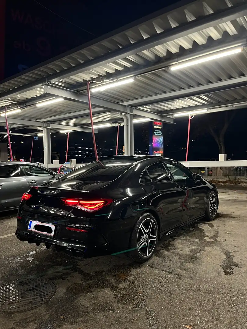 Mercedes-Benz CLA 200 AMG Line Innen Außen - 2