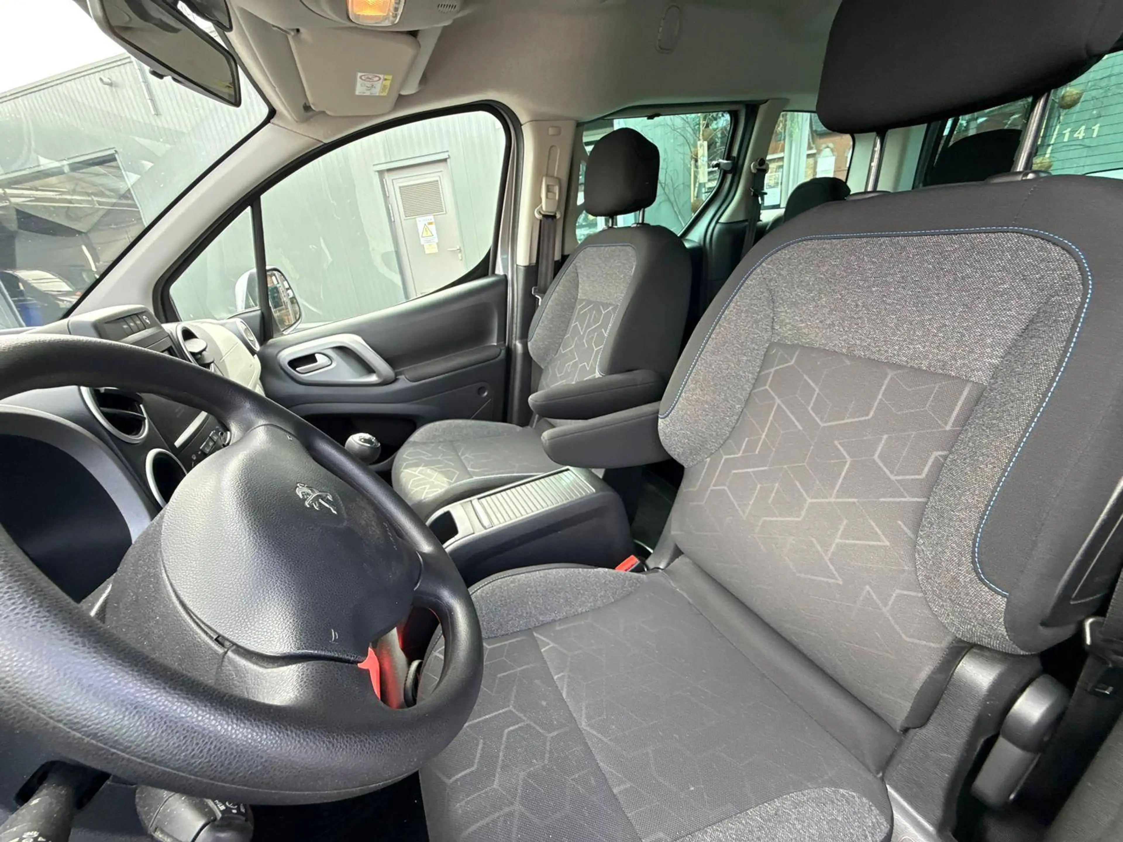 Peugeot Partner Partner Tepee 1.6 BlueHDi Style S GARANTIE 12 MOIS/MAANDEN — photo 9