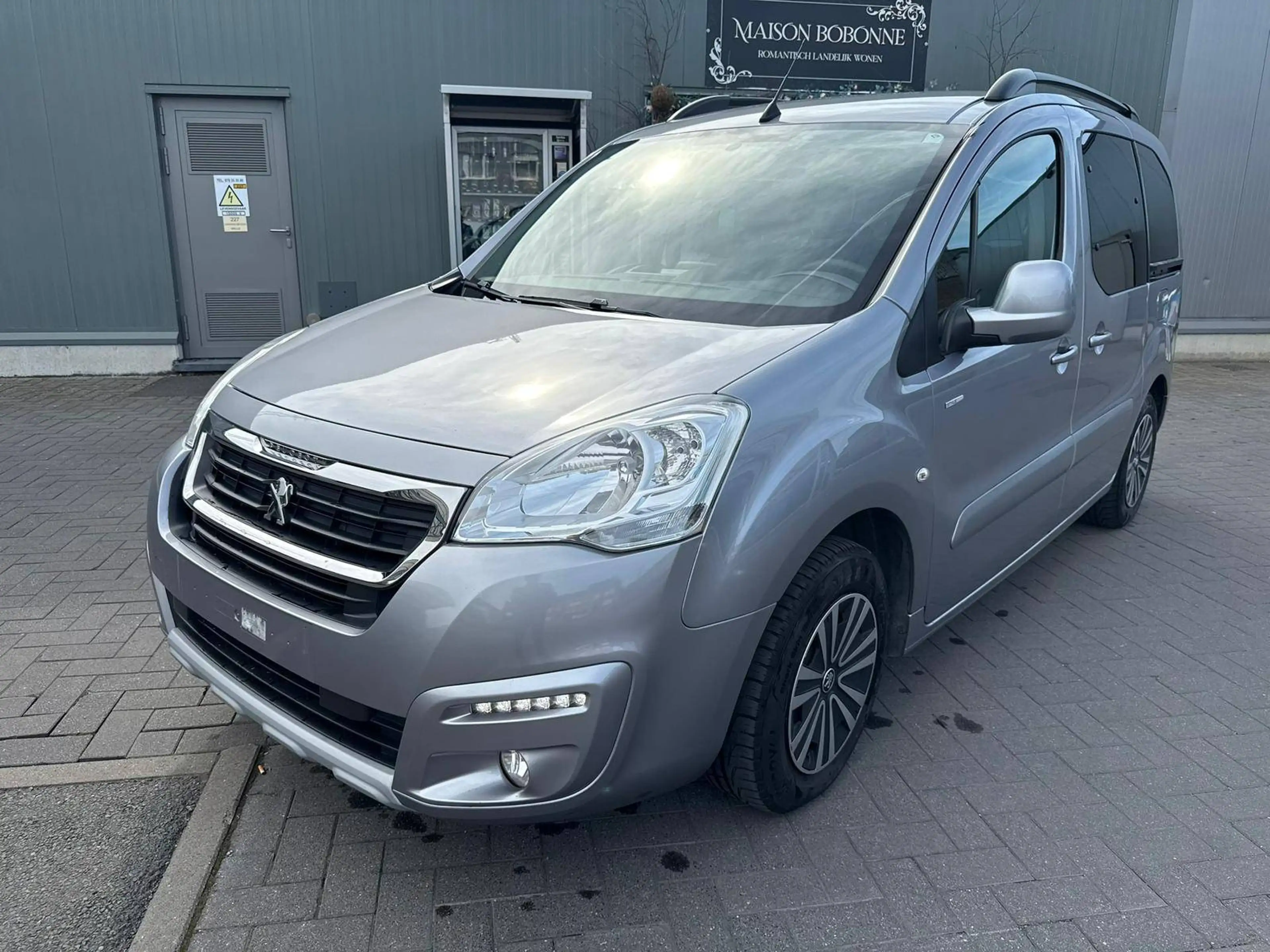 Peugeot Partner Partner Tepee 1.6 BlueHDi Style S GARANTIE 12 MOIS/MAANDEN