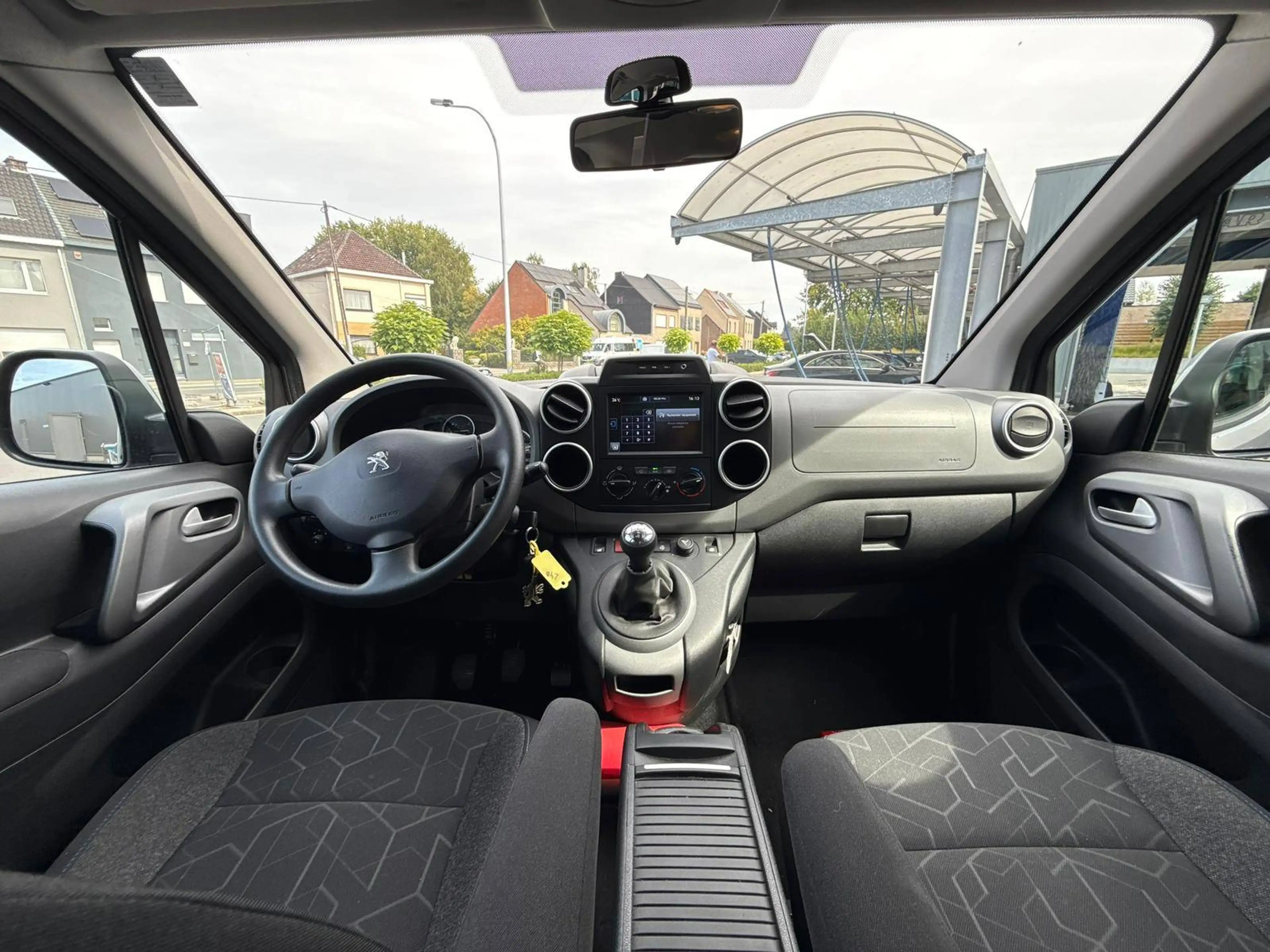 Peugeot Partner Partner Tepee 1.6 BlueHDi Style S GARANTIE 12 MOIS/MAANDEN — photo 11