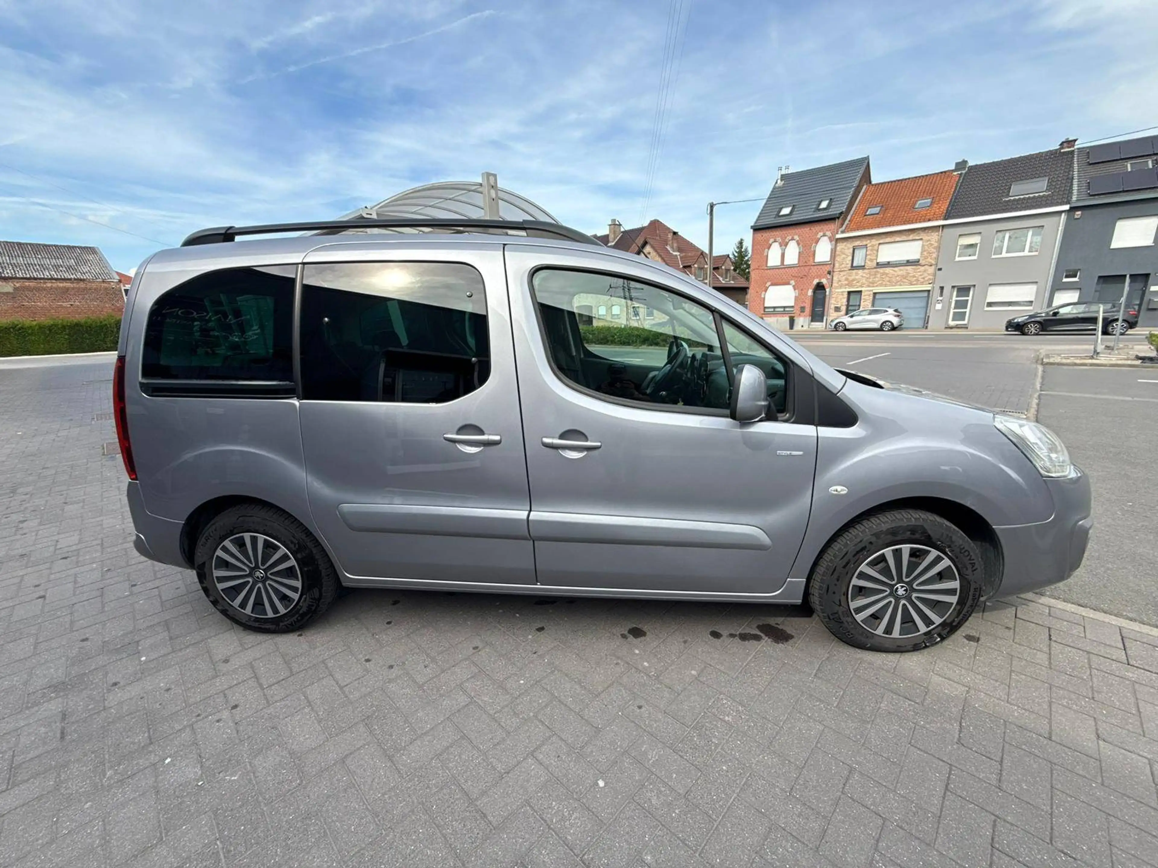 Peugeot Partner Partner Tepee 1.6 BlueHDi Style S GARANTIE 12 MOIS/MAANDEN — photo 4