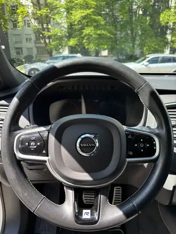 Volvo XC90 view 13