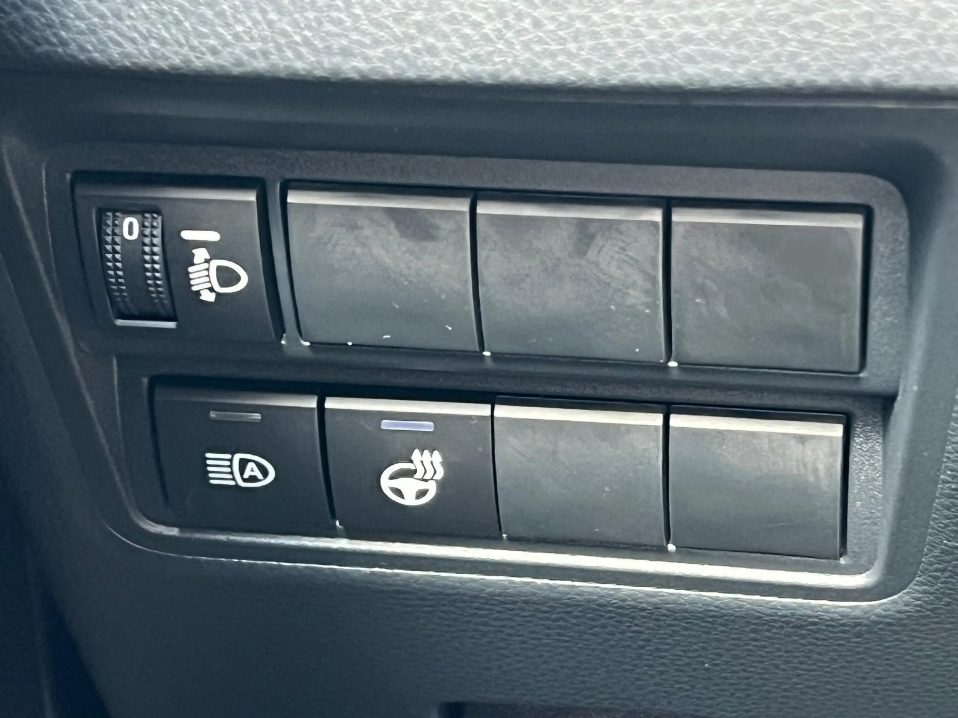 Mazda 2 Hybrid 1.5 Homura AUTOMAAT | HYBDRIDE | 916km | bi — photo 31