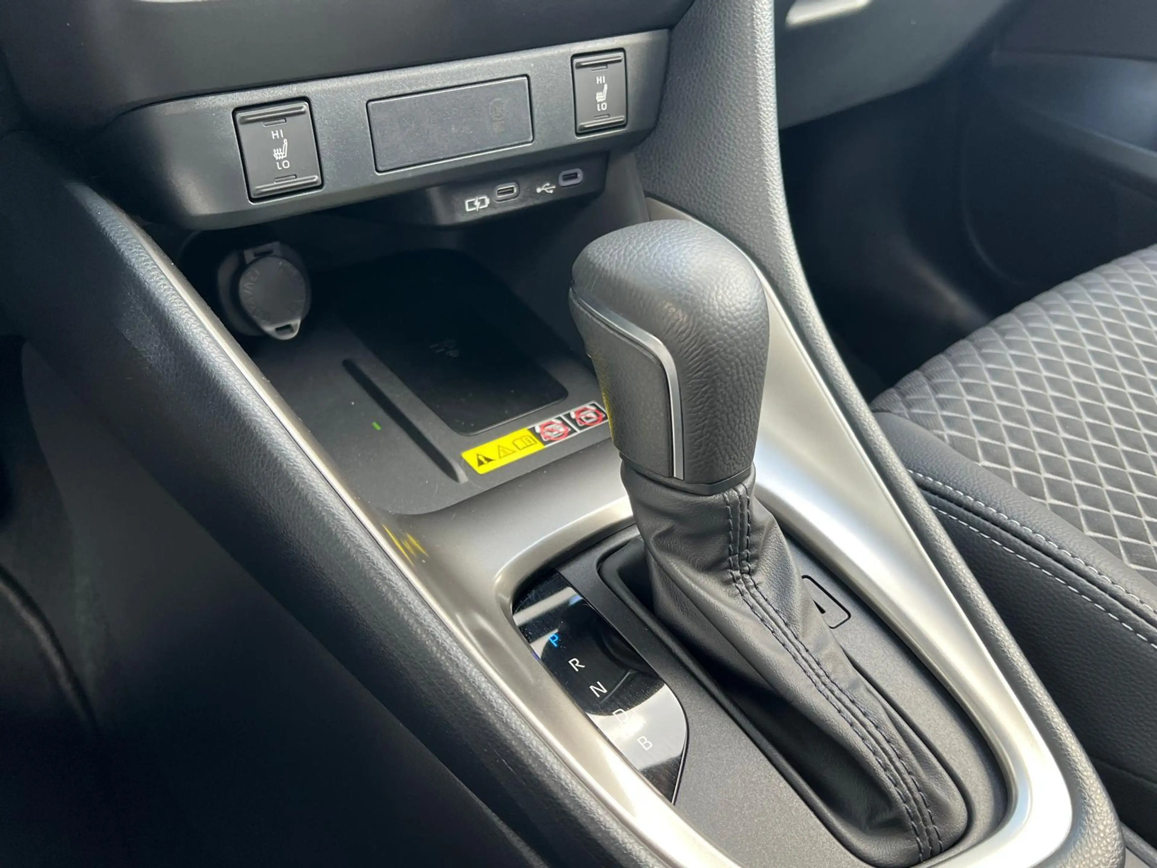 Mazda 2 Hybrid 1.5 Homura AUTOMAAT | HYBDRIDE | 916km | bi — photo 26