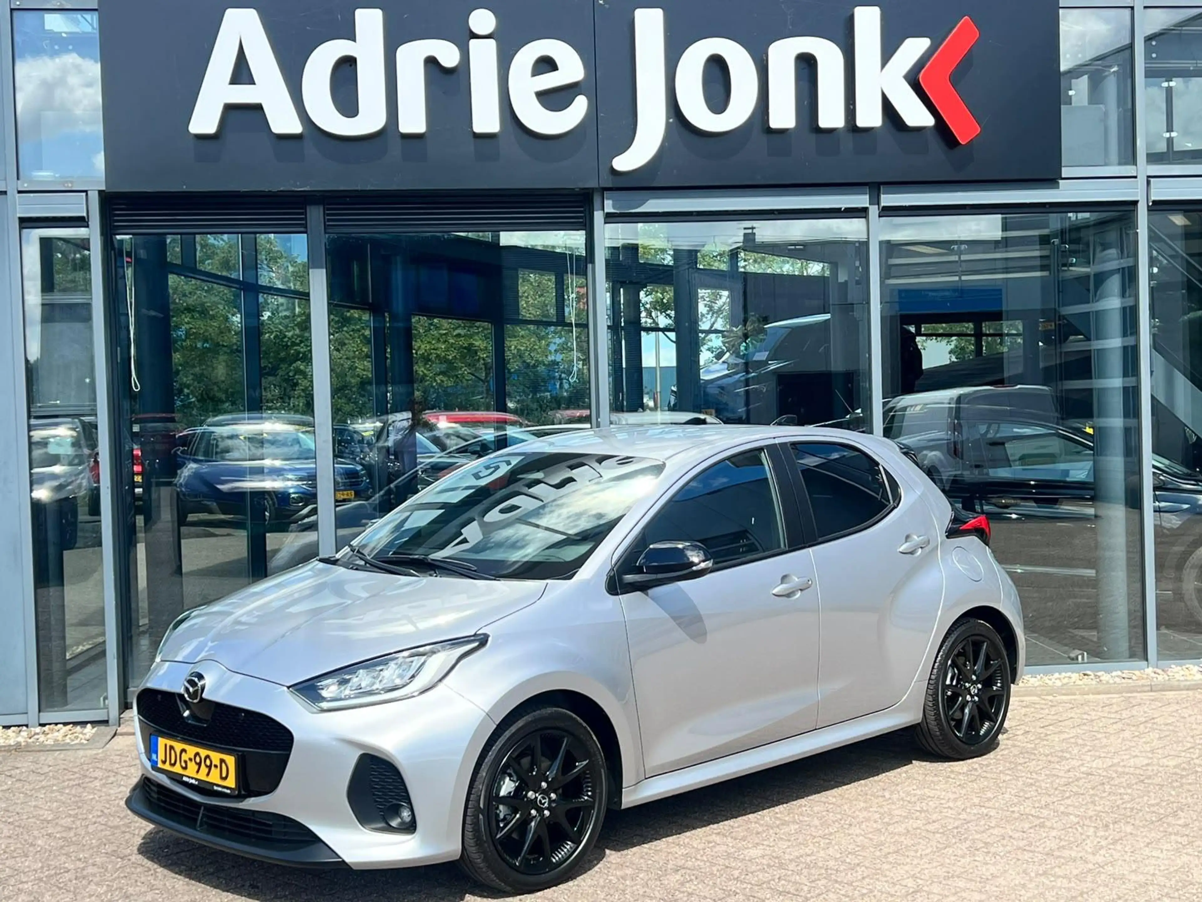 Mazda 2 Hybrid 1.5 Homura AUTOMAAT | HYBDRIDE | 916km | bi — photo 3