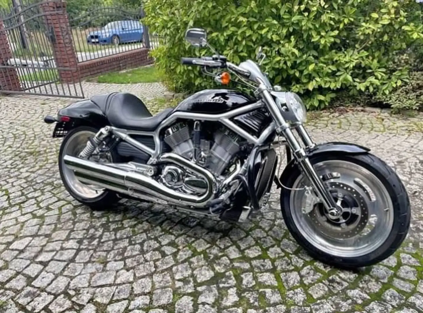 Harley-Davidson V-Rod Harley-Davidson crna - 1