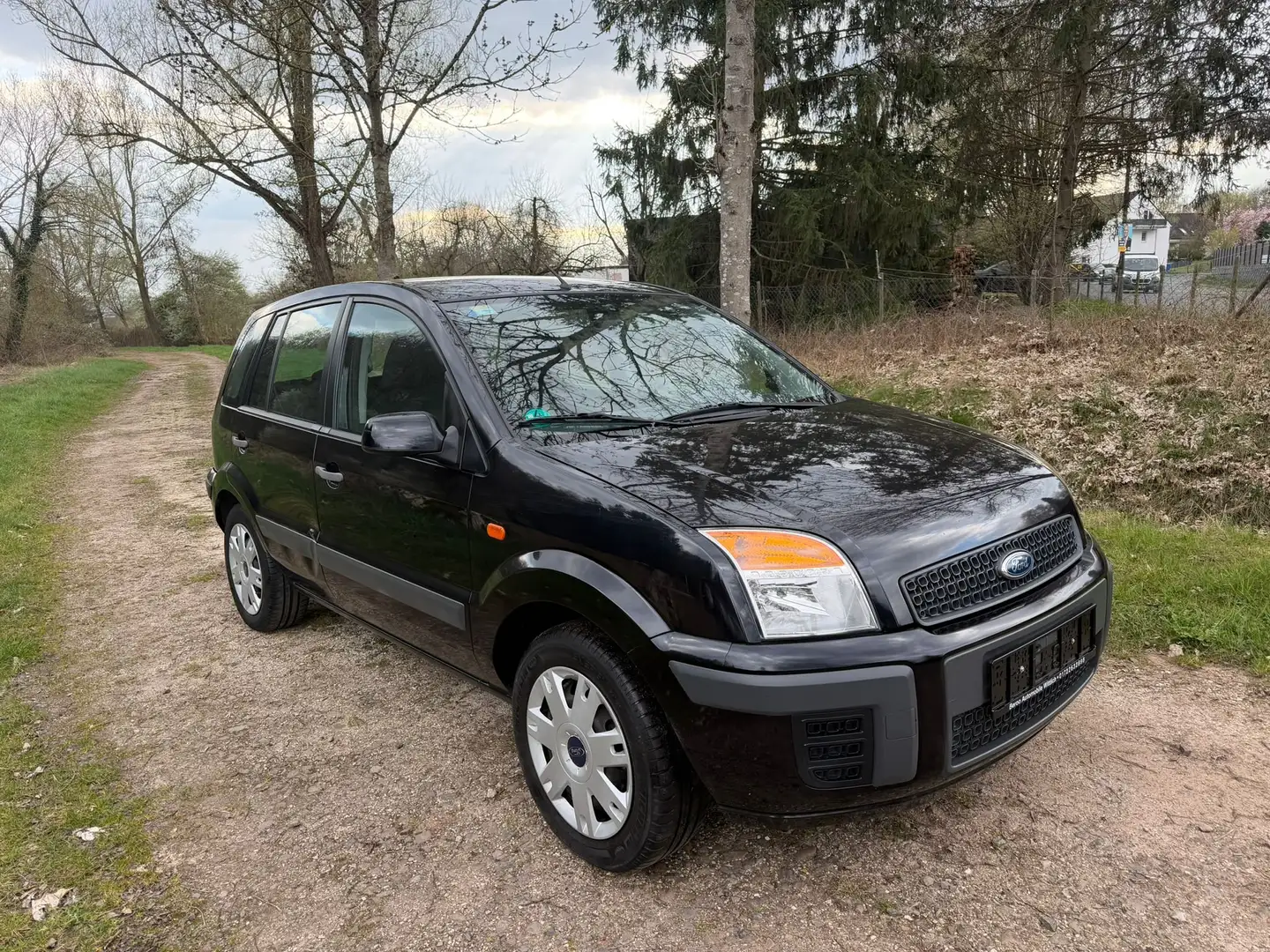 Ford Fusion 1.4 Style - Tüv-Asu NEU (03-2028) - Negro - 1