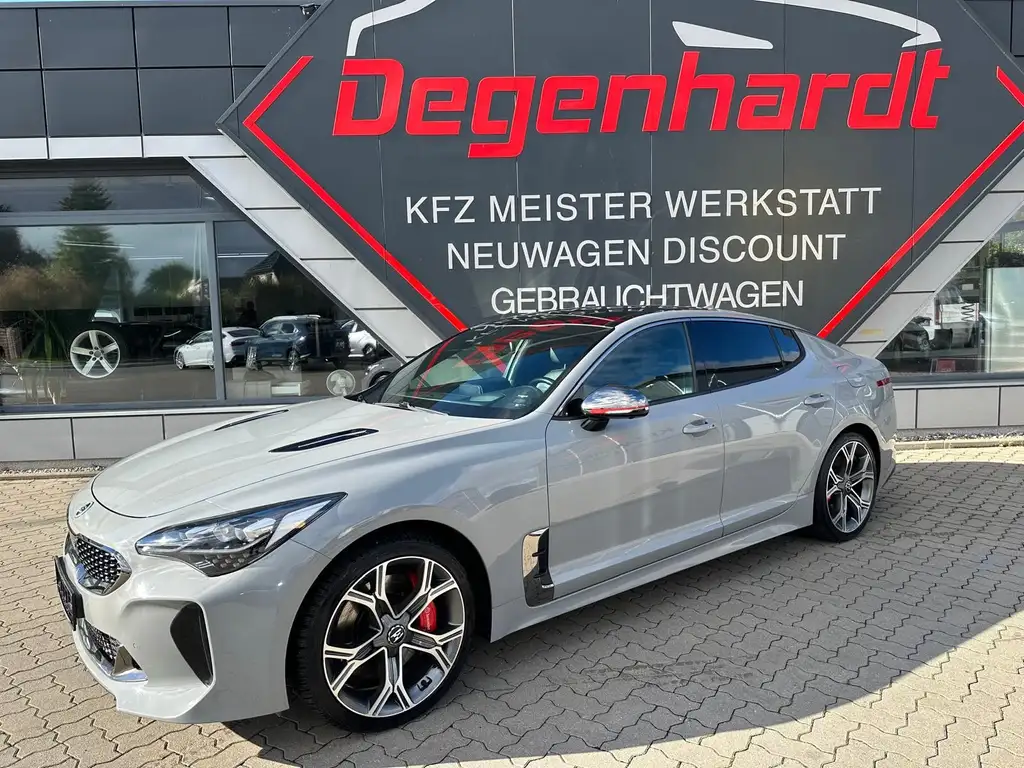 KIA Stinger 2019 из Европы — купить под ключ