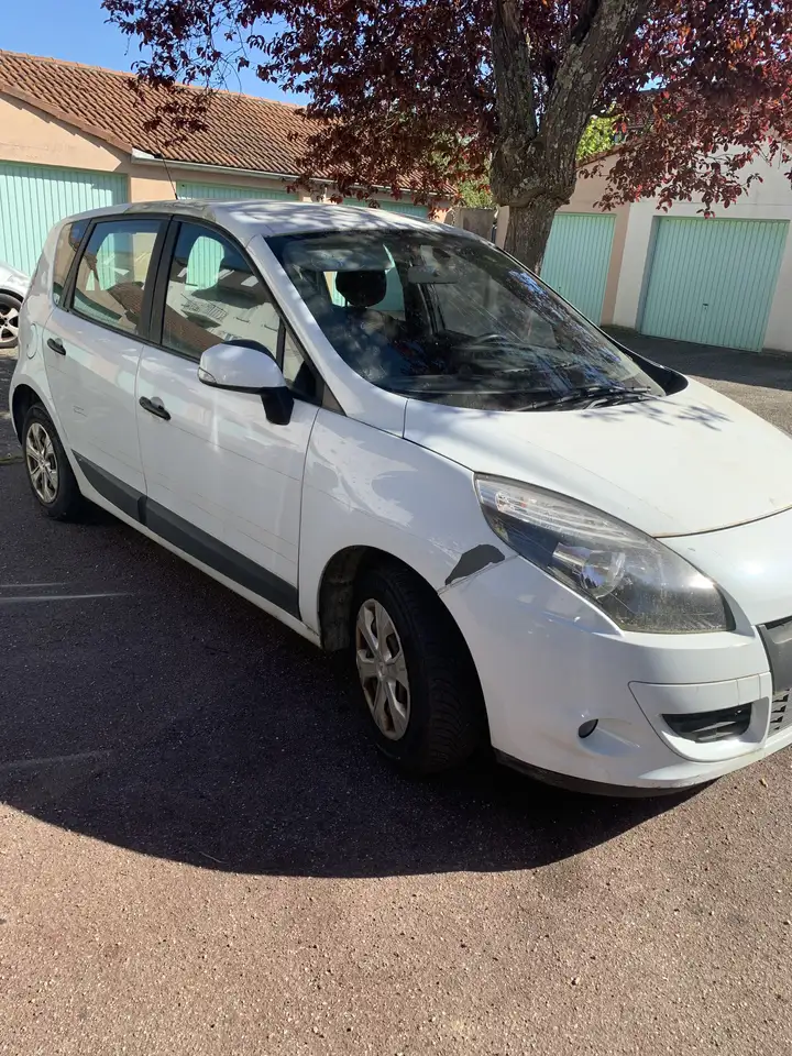 Renault Scenic III dCi 110 FAP eco2 Authentique
