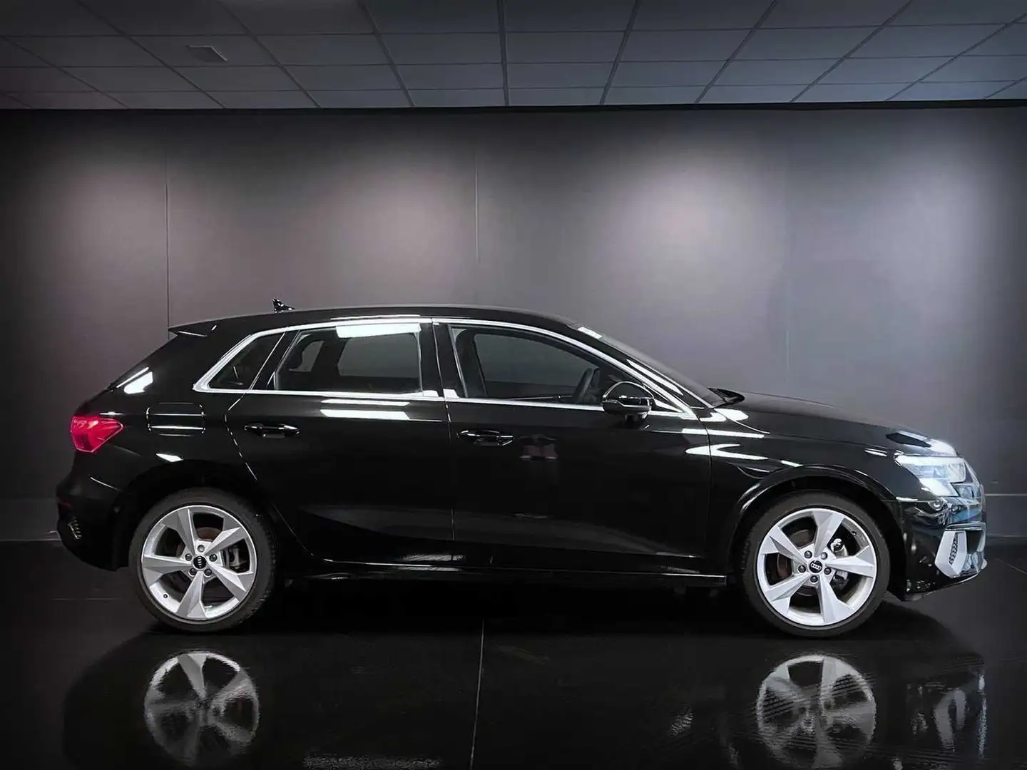 Audi A3 Prezzovero 35 1.5 tfsi Advanced pronta consegna Nero - 1