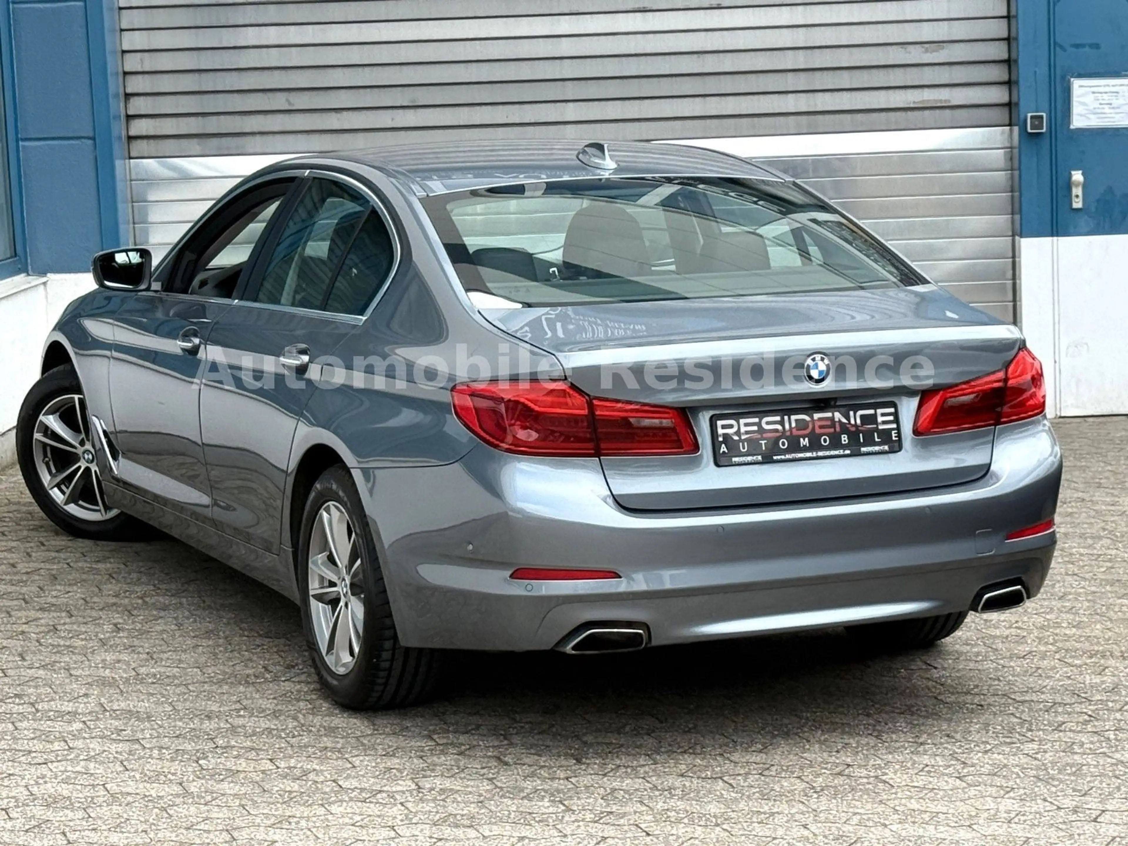 BMW 540 i Lim*LEDER*ACC*NAVI*MEM*SITZ*MFL*XEN*MAS*CAM — photo 3